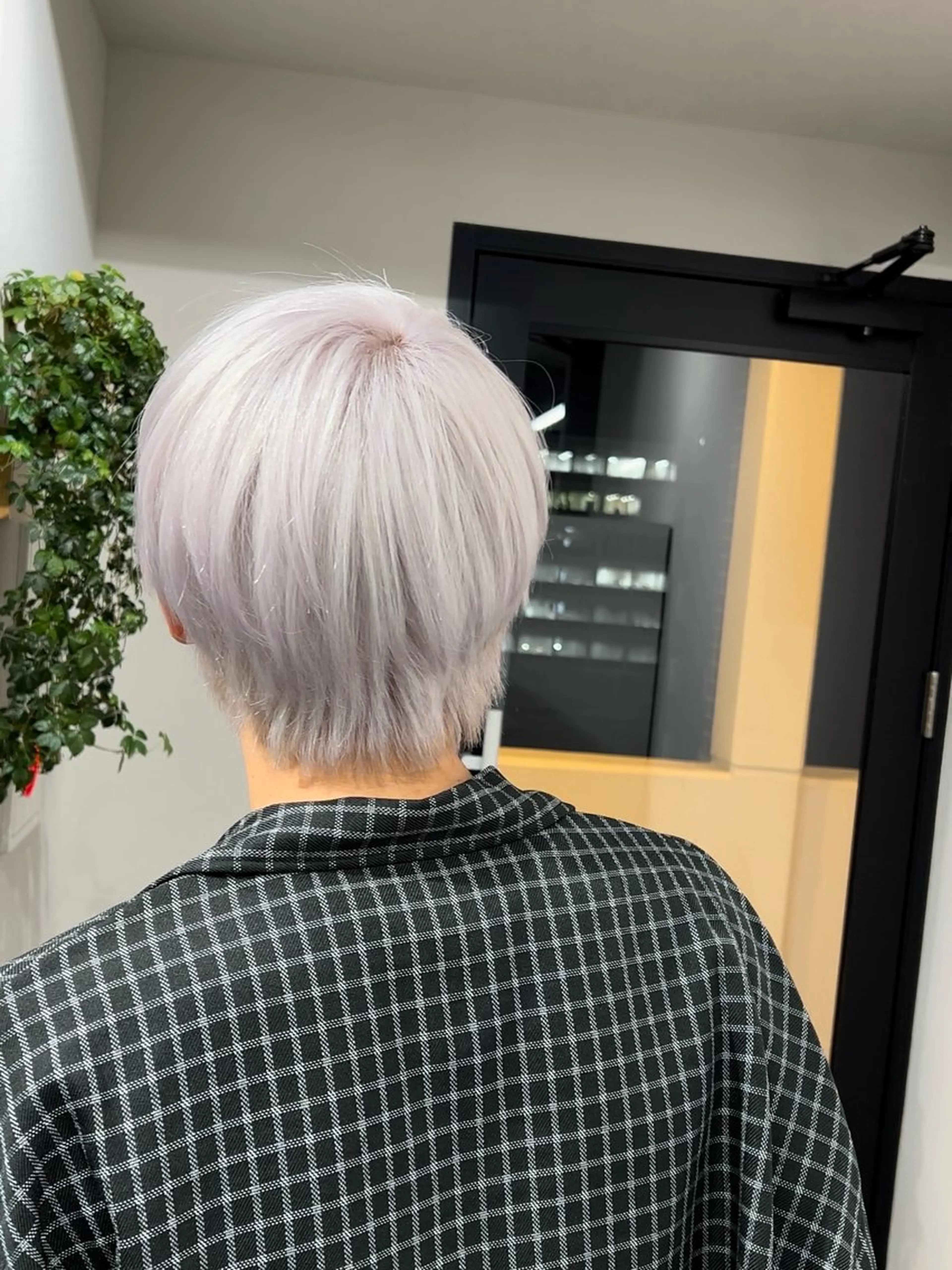 ショート カラー ブリーチ バレイヤージュ /ハイライト/もときのヘアスタイル