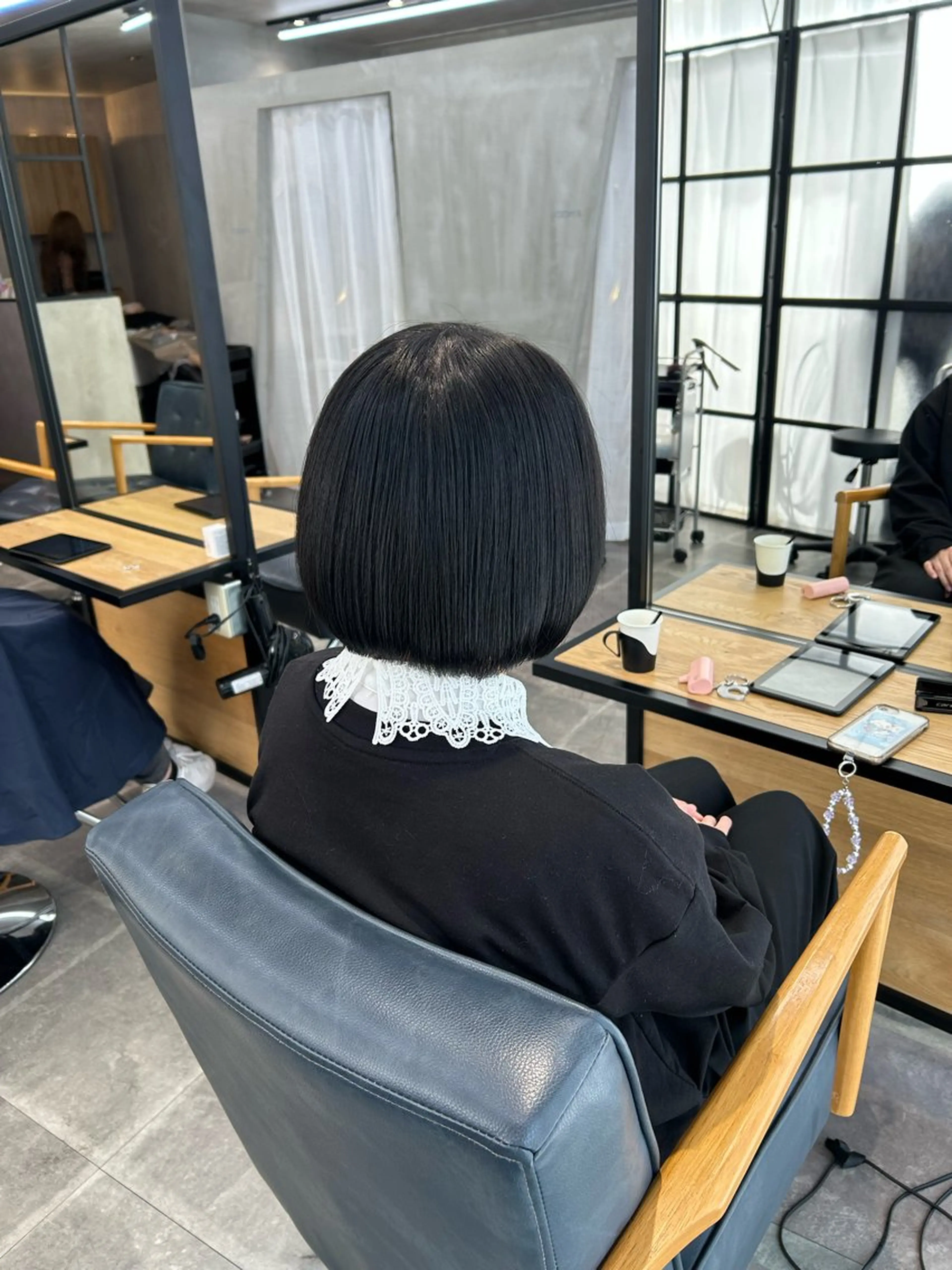 ショート カラー 黒髪 ブルーカラー ブルーブラック 透明感カラー カット ヘアカラー アニメオタク美容師/ miharuのヘアスタイル