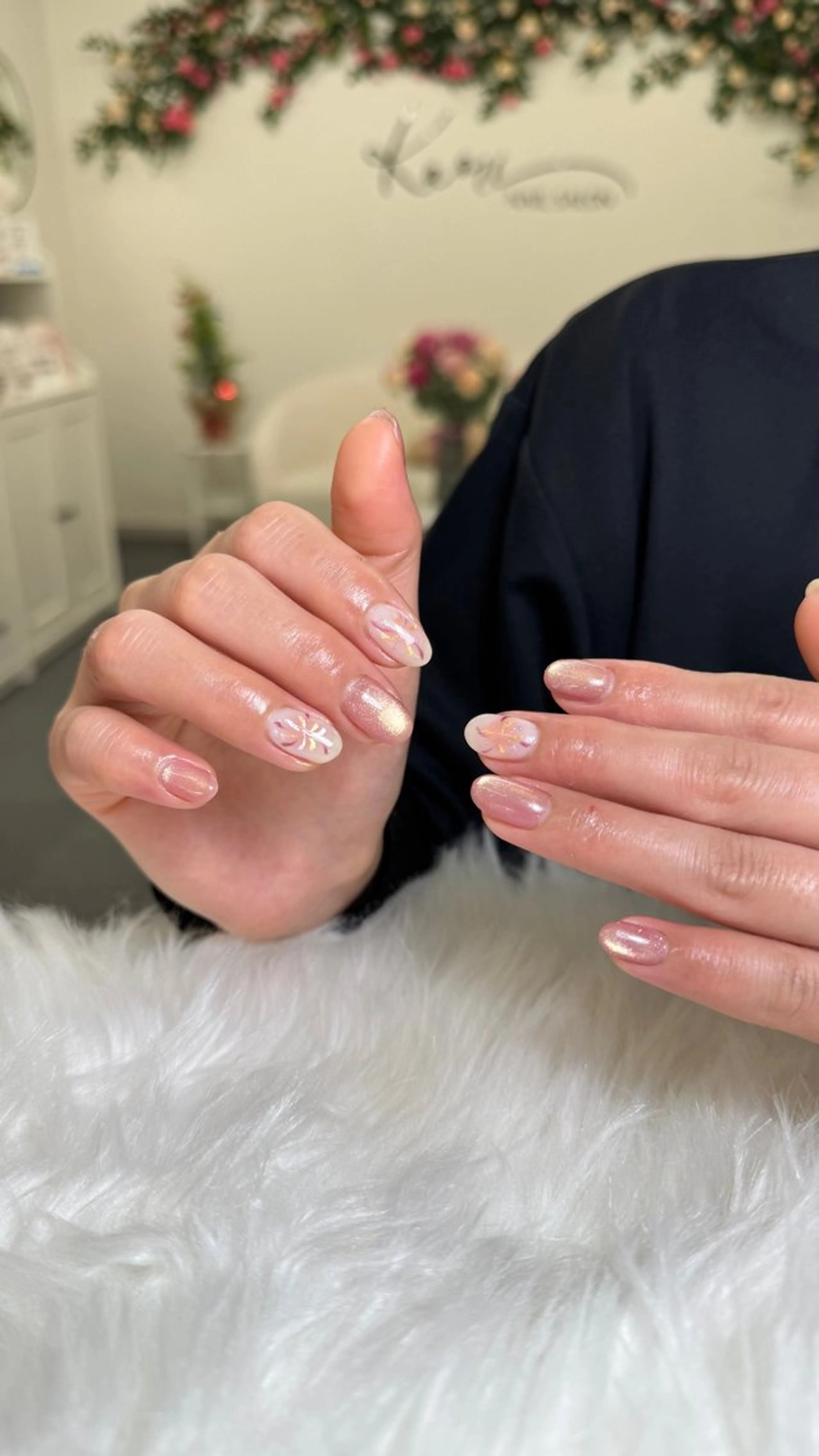 ネイル アートネイル 韓国ネイル 持ち込み ニュアンスネイル ワンホンネイル ハンドネイル Mio Nailのネイルデザイン