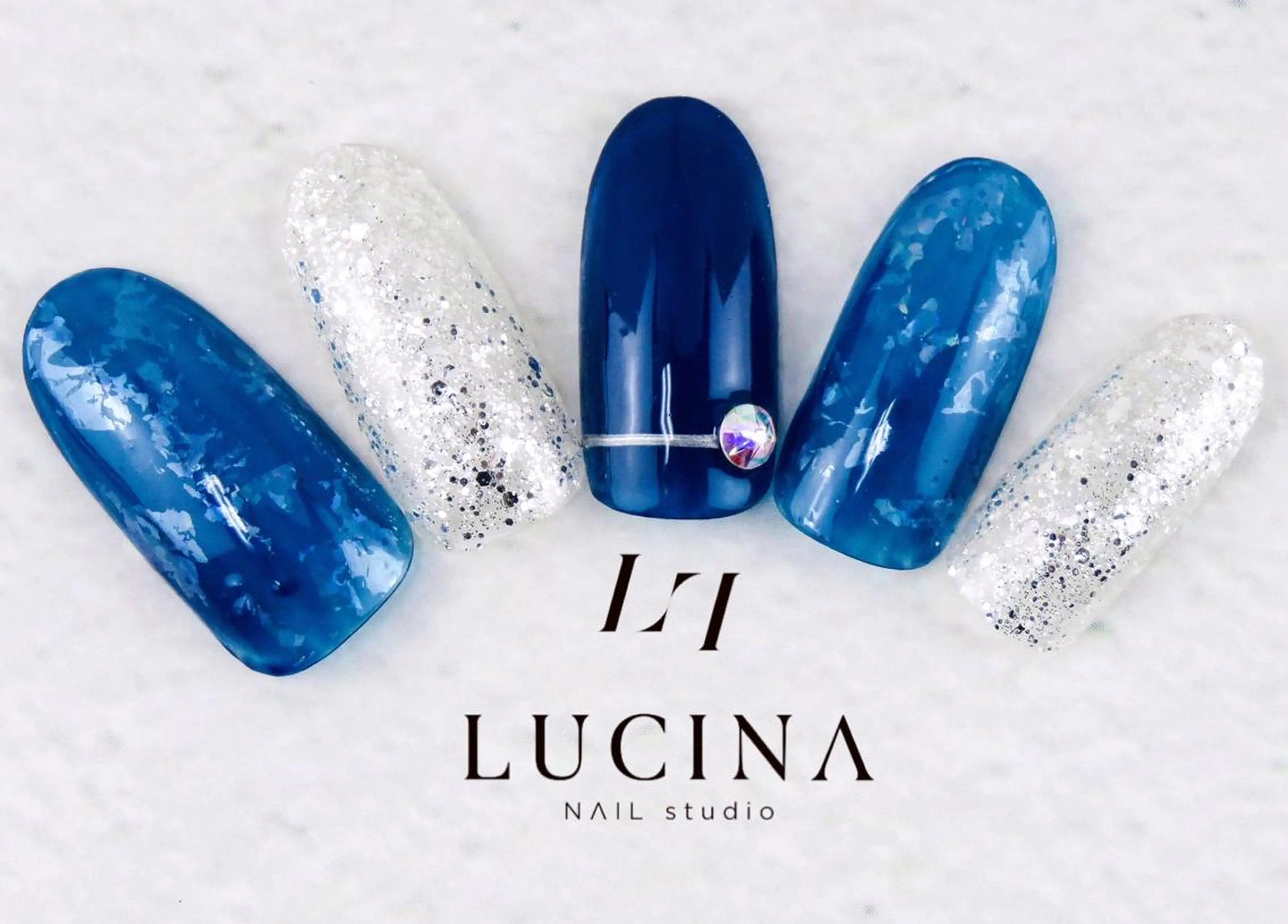 ネイル 新橋 ルキナ スタッフのネイルデザイン