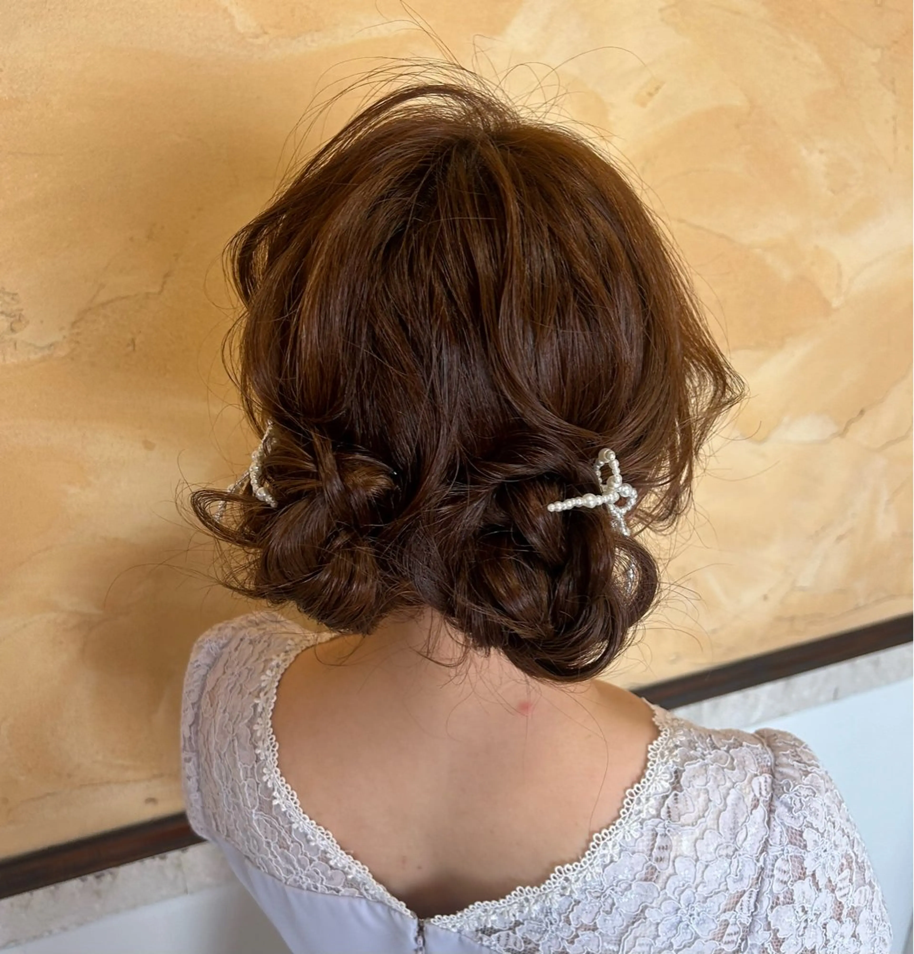 セミロング ヘアアレンジ ボブ くびれヘア 顔周りカット 韓国風ヘア レイヤーカット ブリーチなしベージュ /ヘアセット/ミユのヘアスタイル