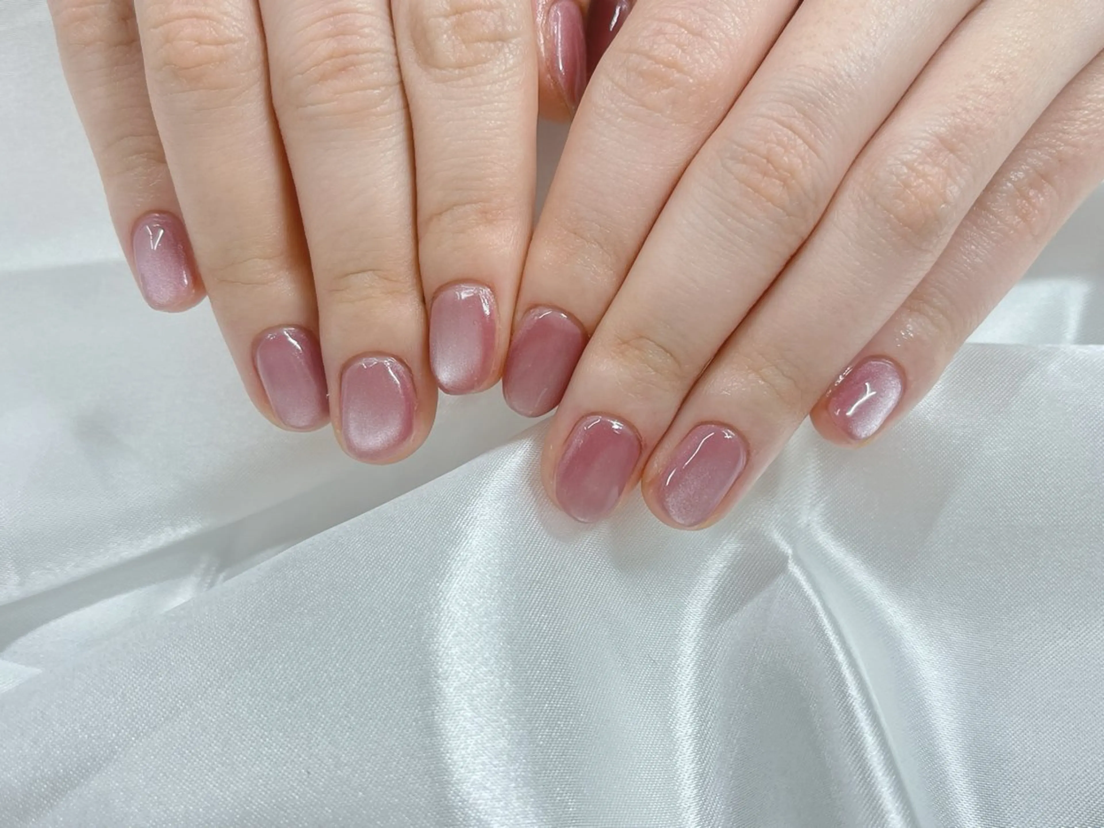 ネイル Regene ARAKIのネイルデザイン