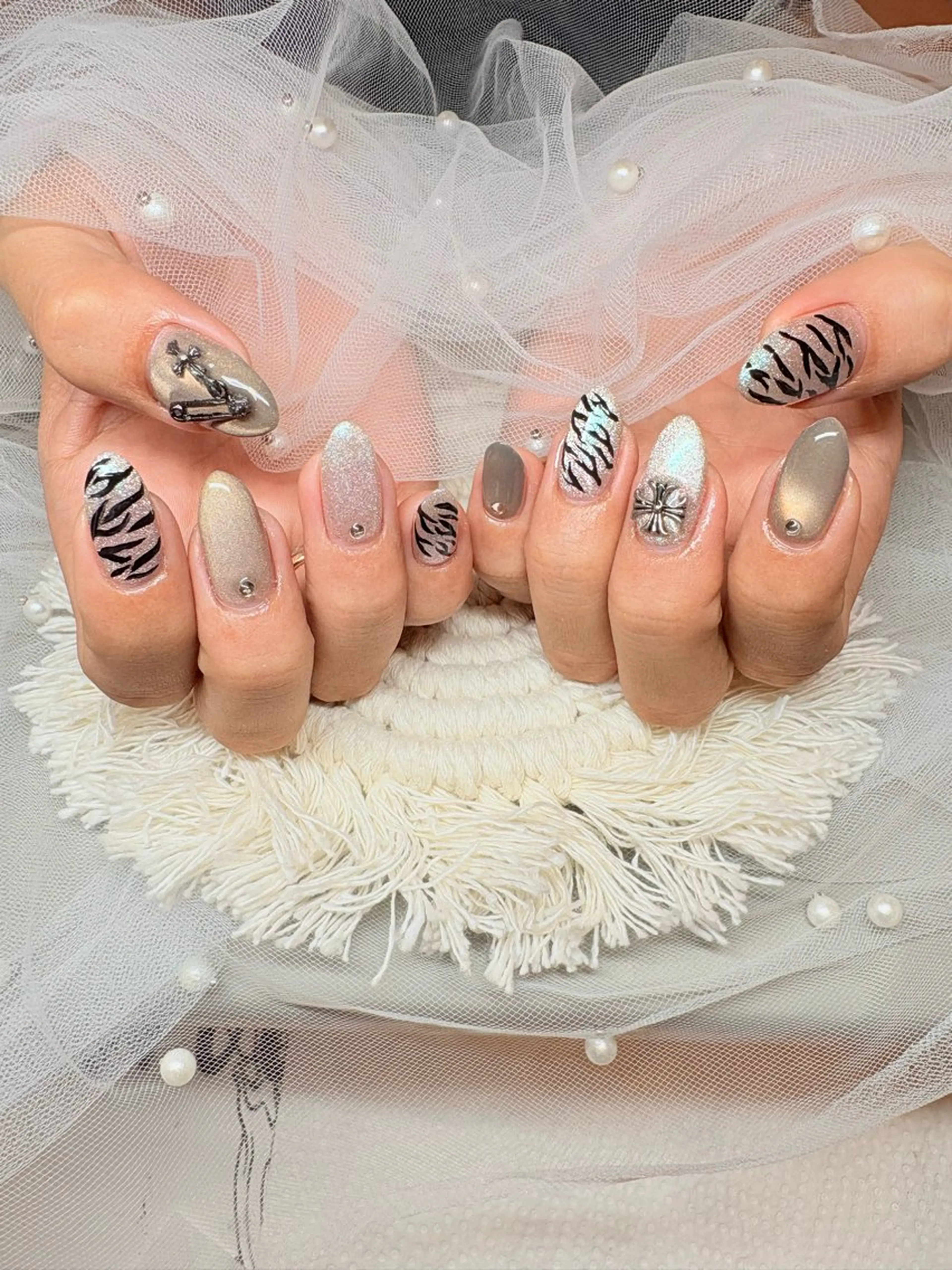 ネイル yiyi ネイルサロンのネイルデザイン