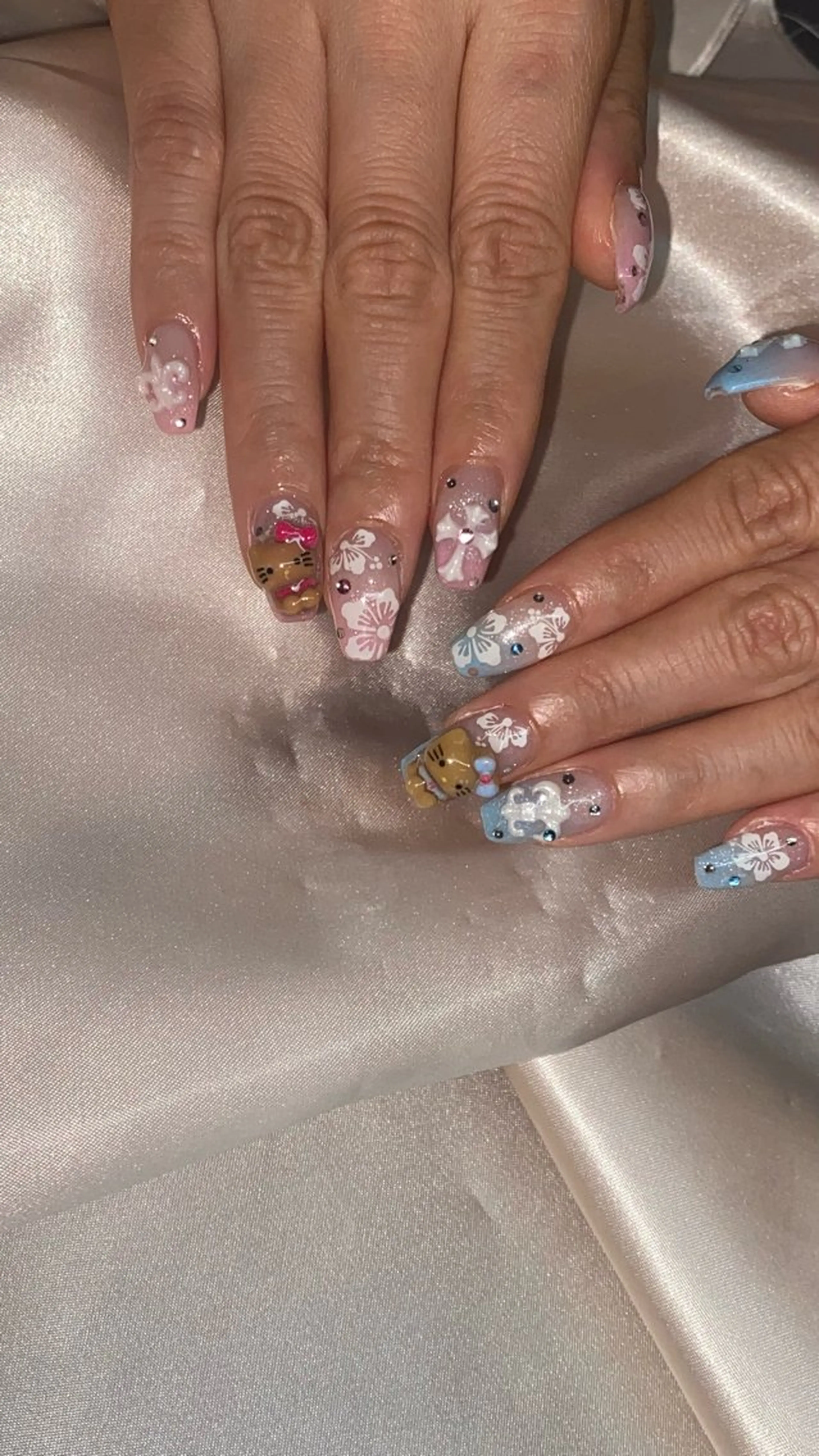 ネイル ハンドネイル la vie Luire所属・la vie Luire アスカのネイルデザイン