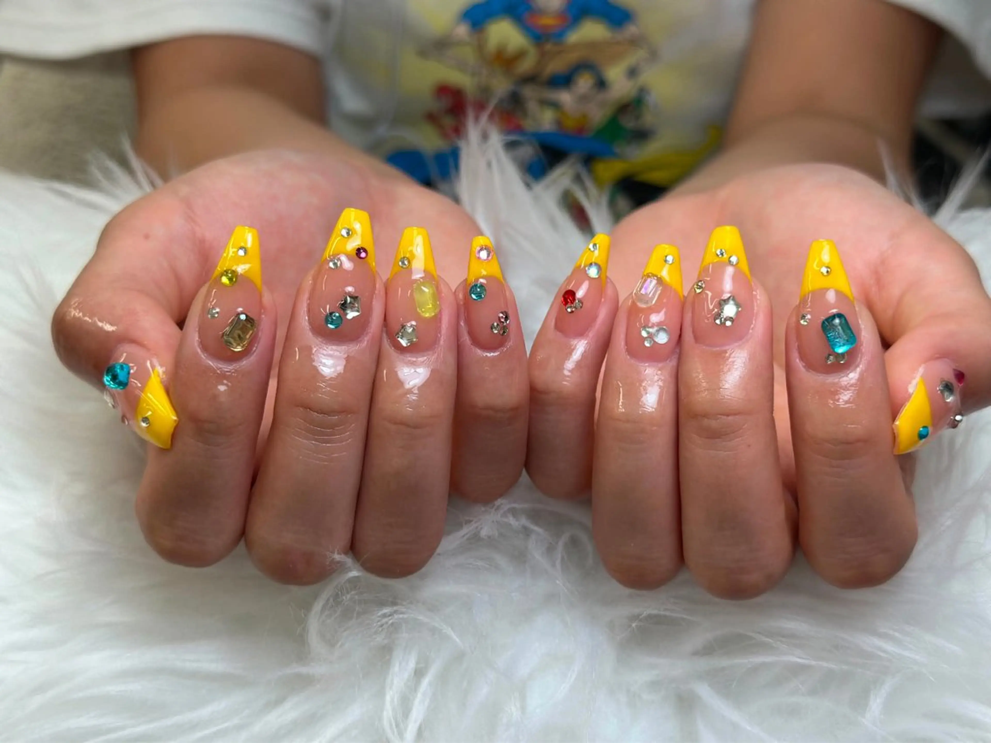 ネイル ハンドネイル NIE MoMoのネイルデザイン