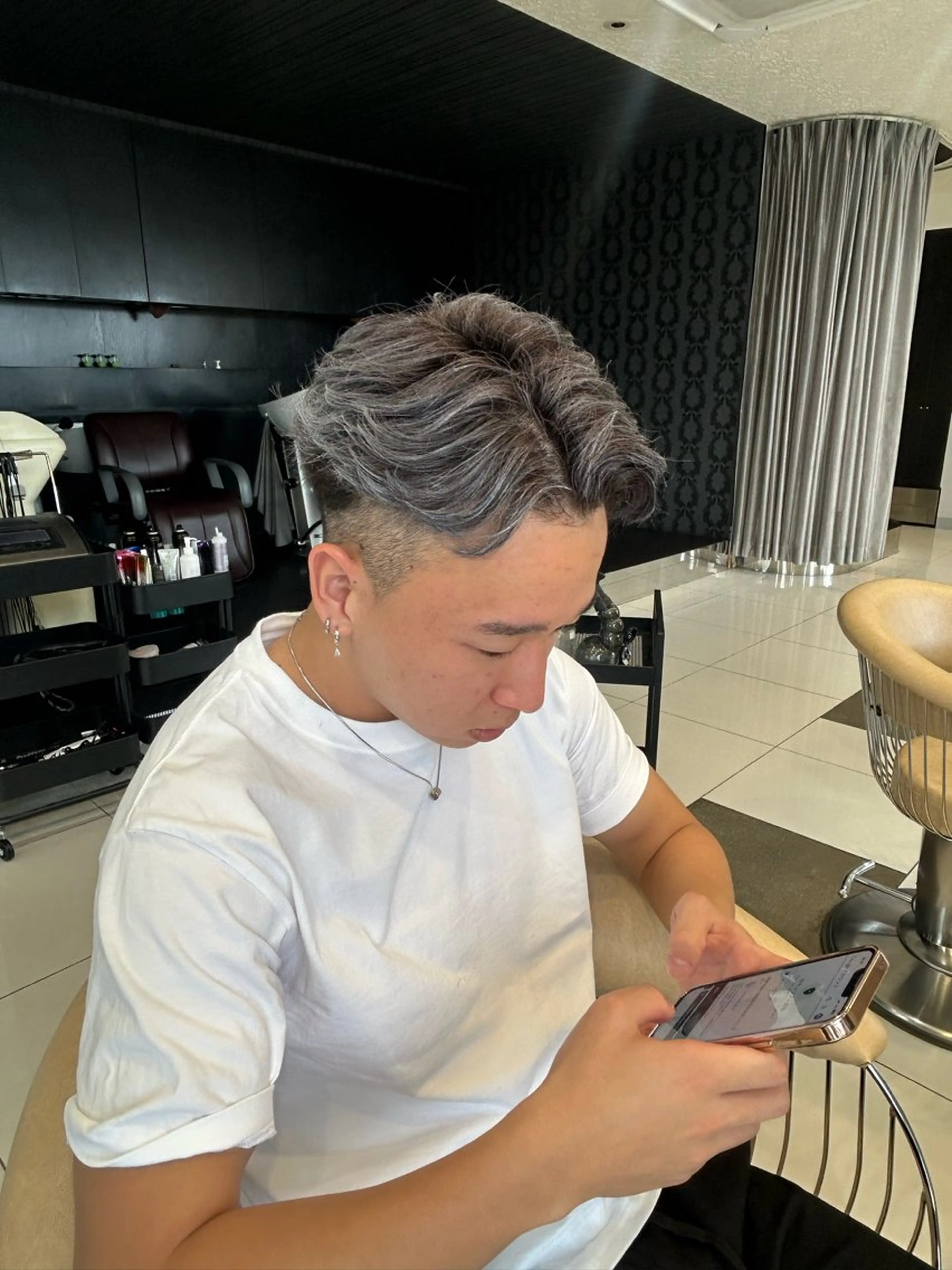 カラー パーマ メンズ 畑 雄貴のヘアスタイル