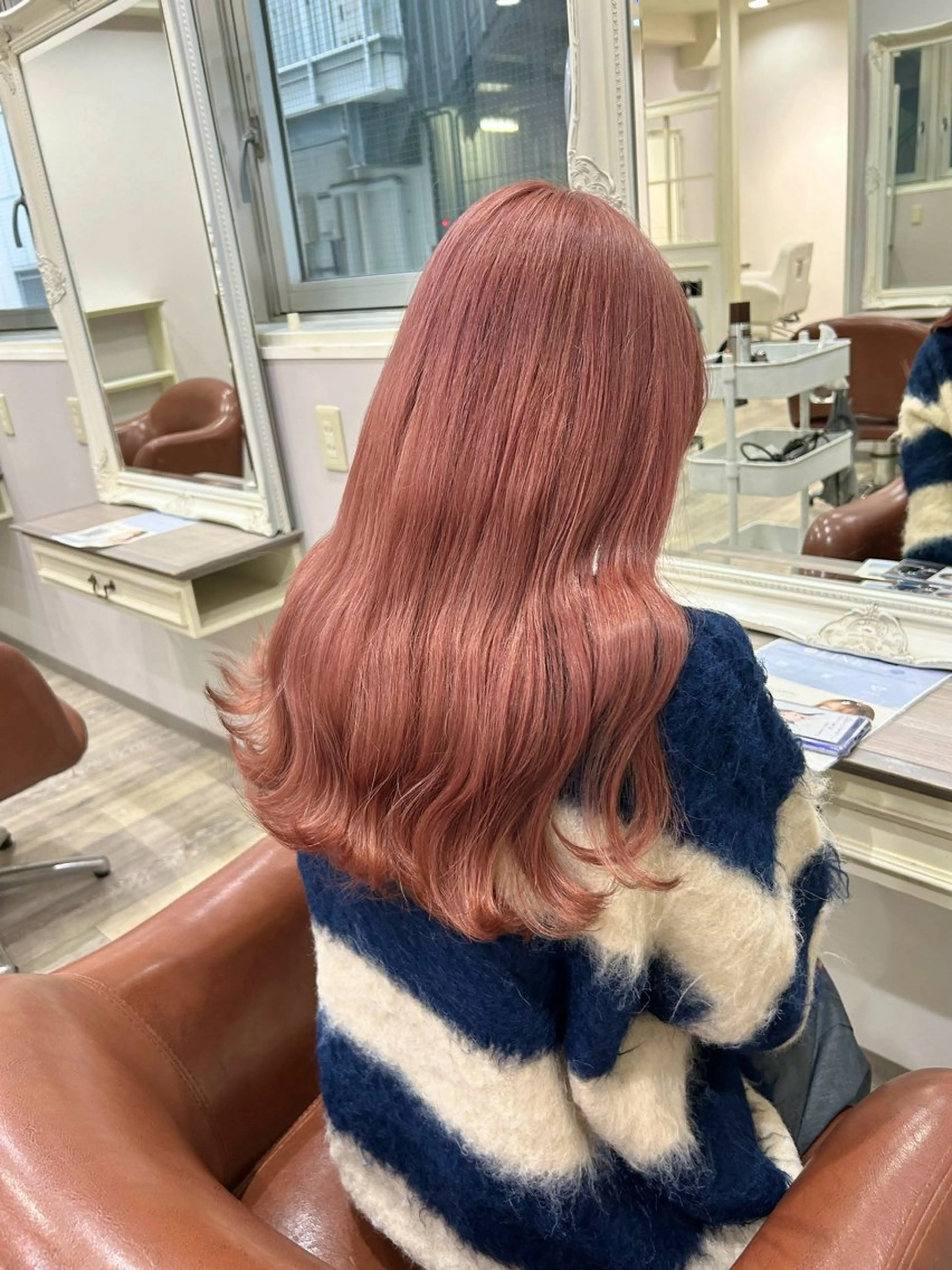 ロング カラー ヘアカラー トリートメント りん🌷︎名古屋 ブリーチカラーのヘアスタイル