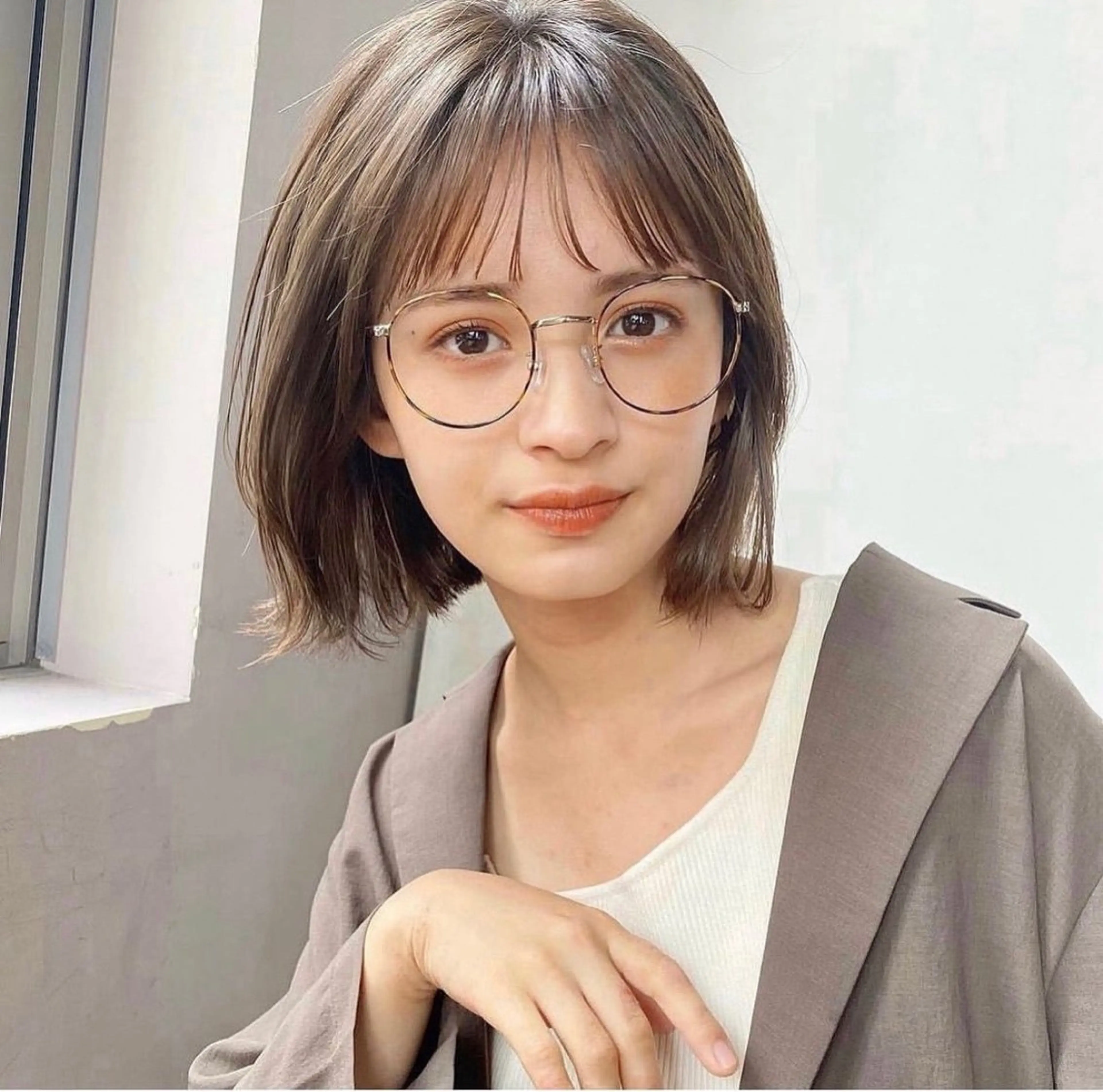 ショート 🍑暖色／レイヤー／ 真希🎀のヘアスタイル