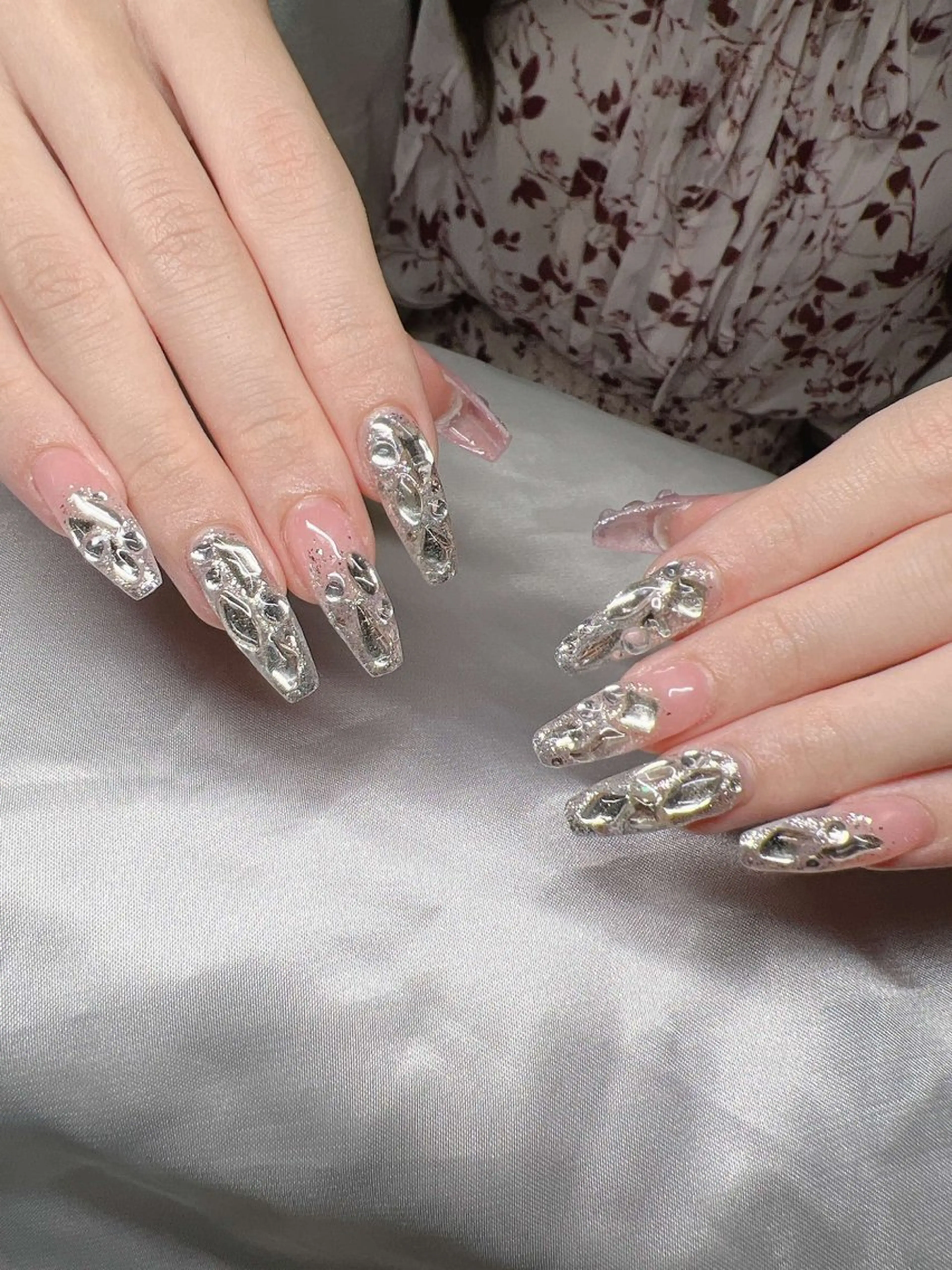 ネイル オーロラネイル チークネイル 長さ出し フットネイル フレンチネイル ハンドネイル Lee Nails チップ長さだし専門店のネイルデザイン