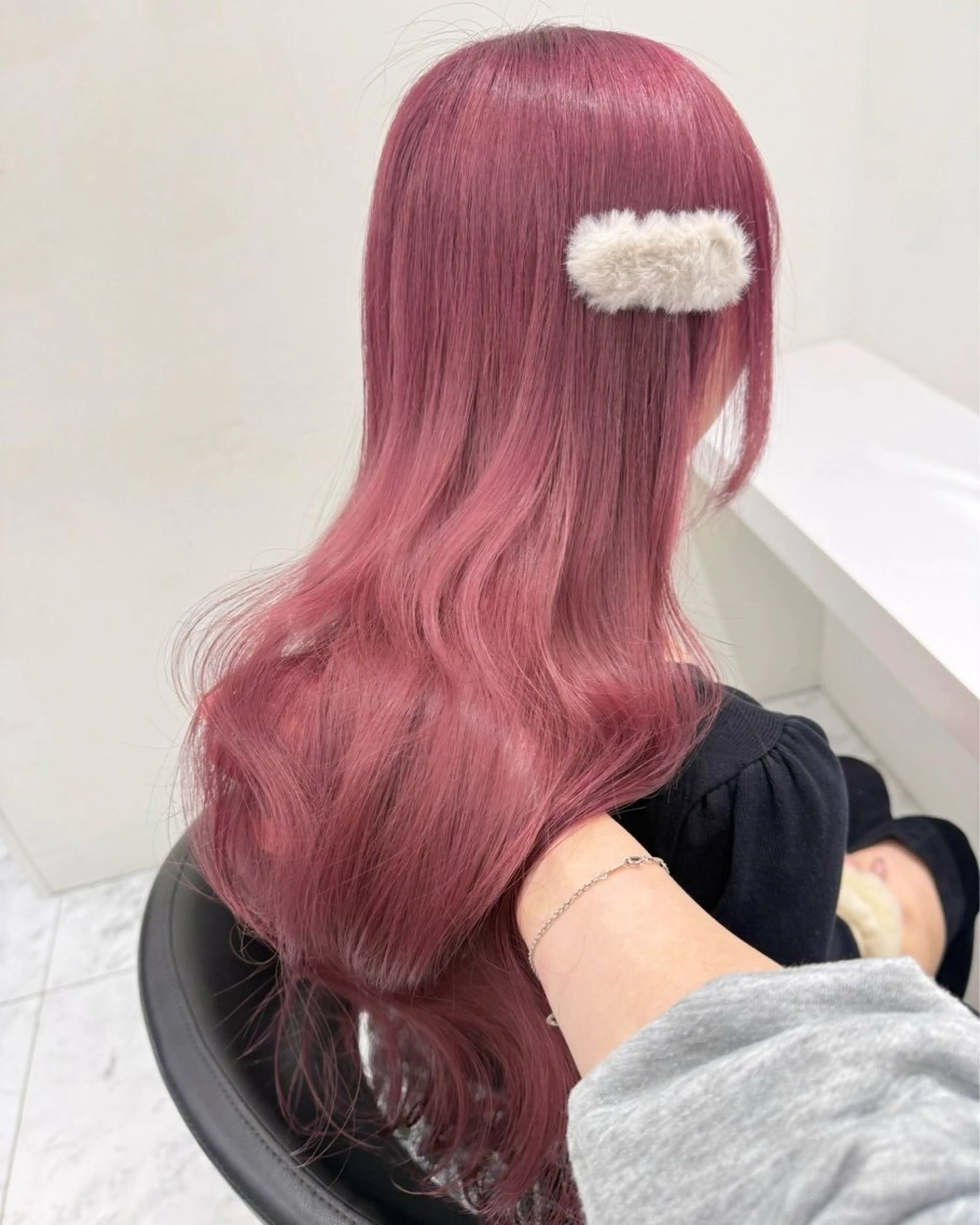 ロング カラー ブリーチ 透明感カラー ハイトーンカラー ヘアカラー ハイトーンカラー💞 くるみ🎀のヘアスタイル