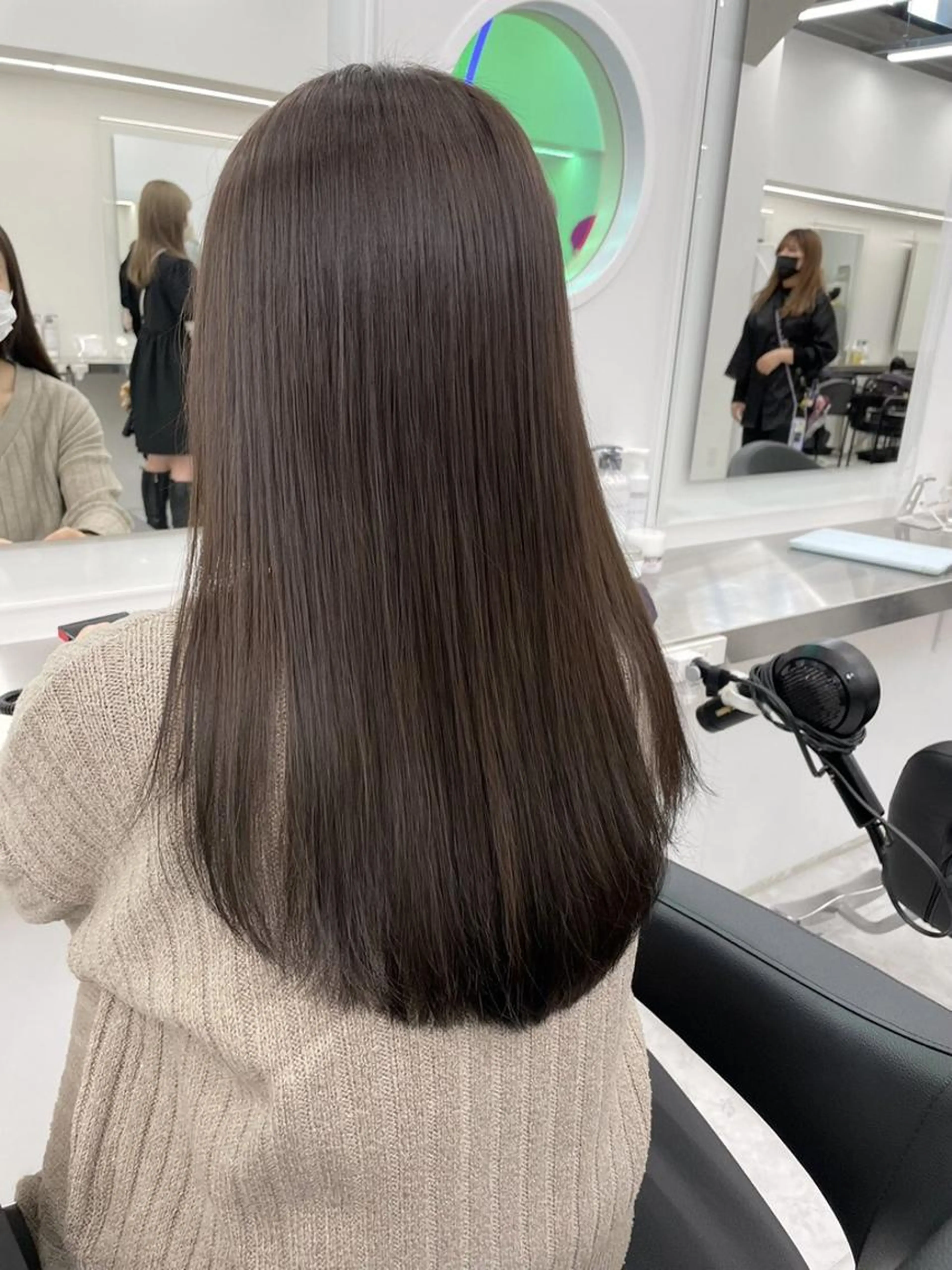 🌸春のミニモ学割🌸カット＋うる艶カラー＋縮毛矯正＋オリジナルトリートメント🤍の写真