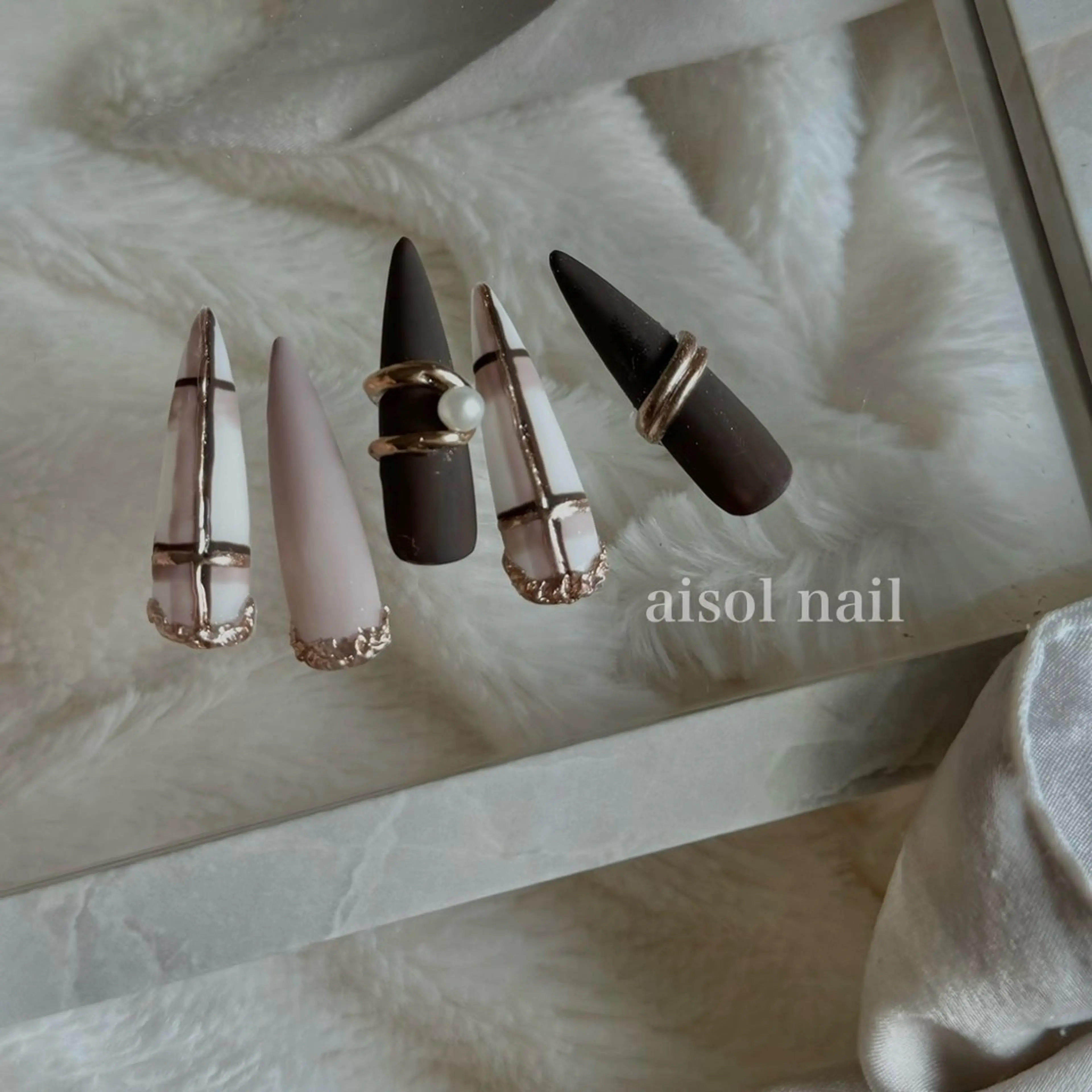 ネイル Aisol nail salonのネイルデザイン