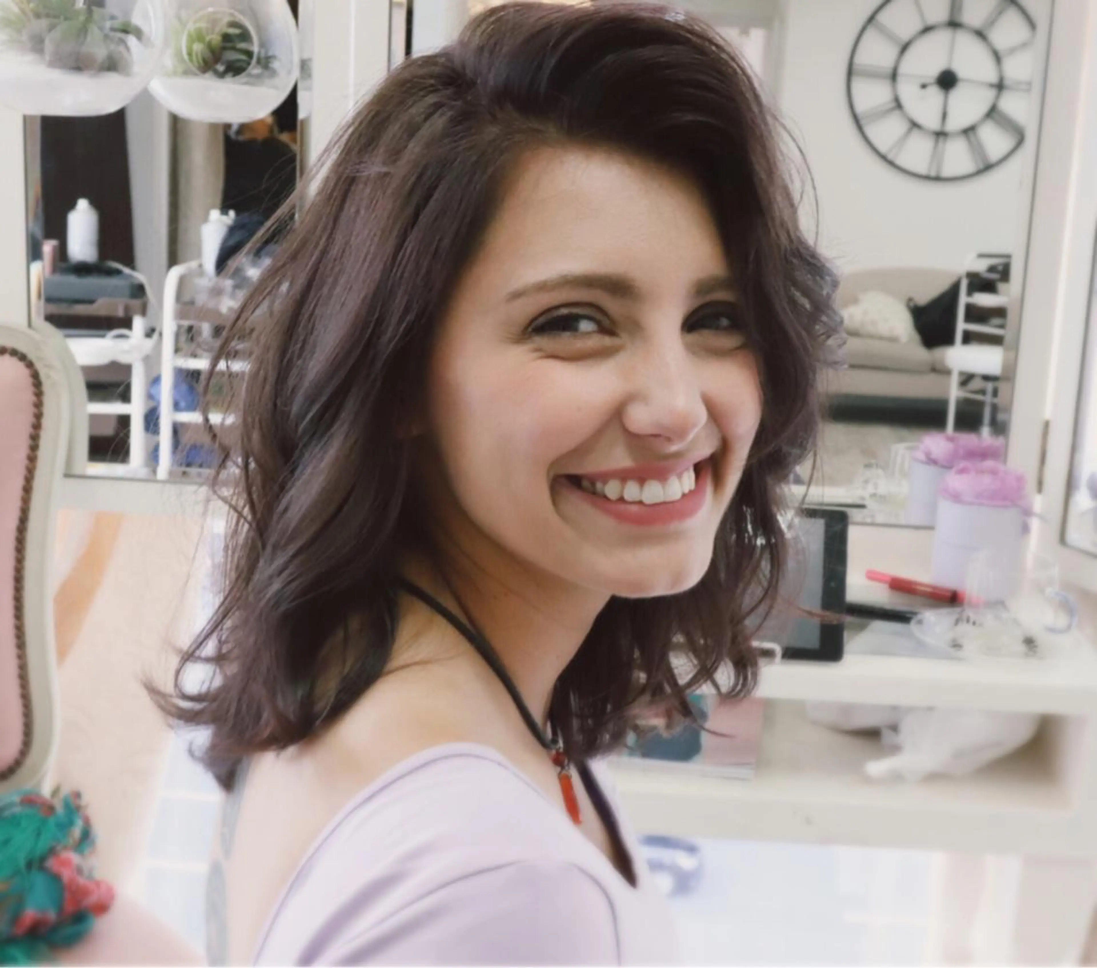 Hueグロス髪質改善カラー💖ツヤツヤになってダメージも通常のカラー剤の半分に。の写真