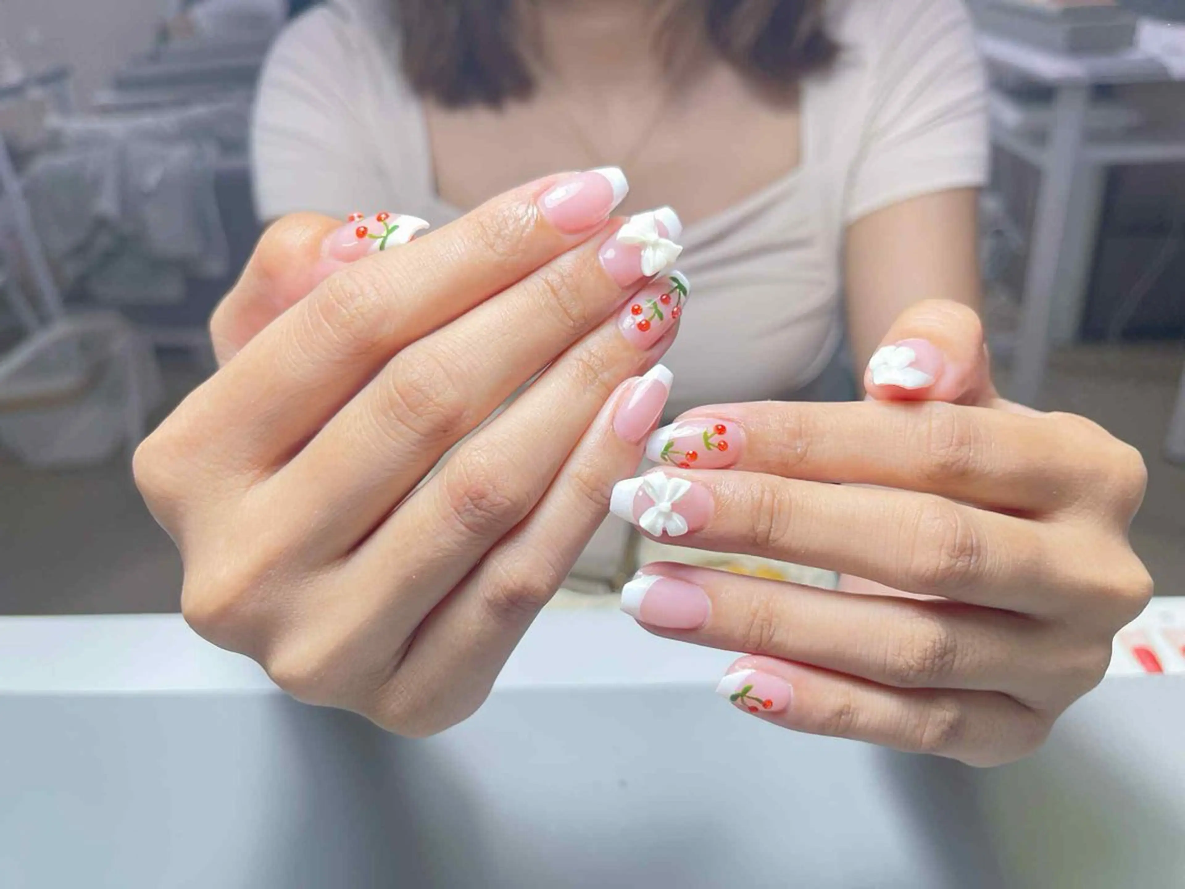 ネイル アニマル柄 オーロラネイル チークネイル フラッシュネイル ジェルネイル ハンドネイル アンアンBelle Nail 池袋のネイルデザイン