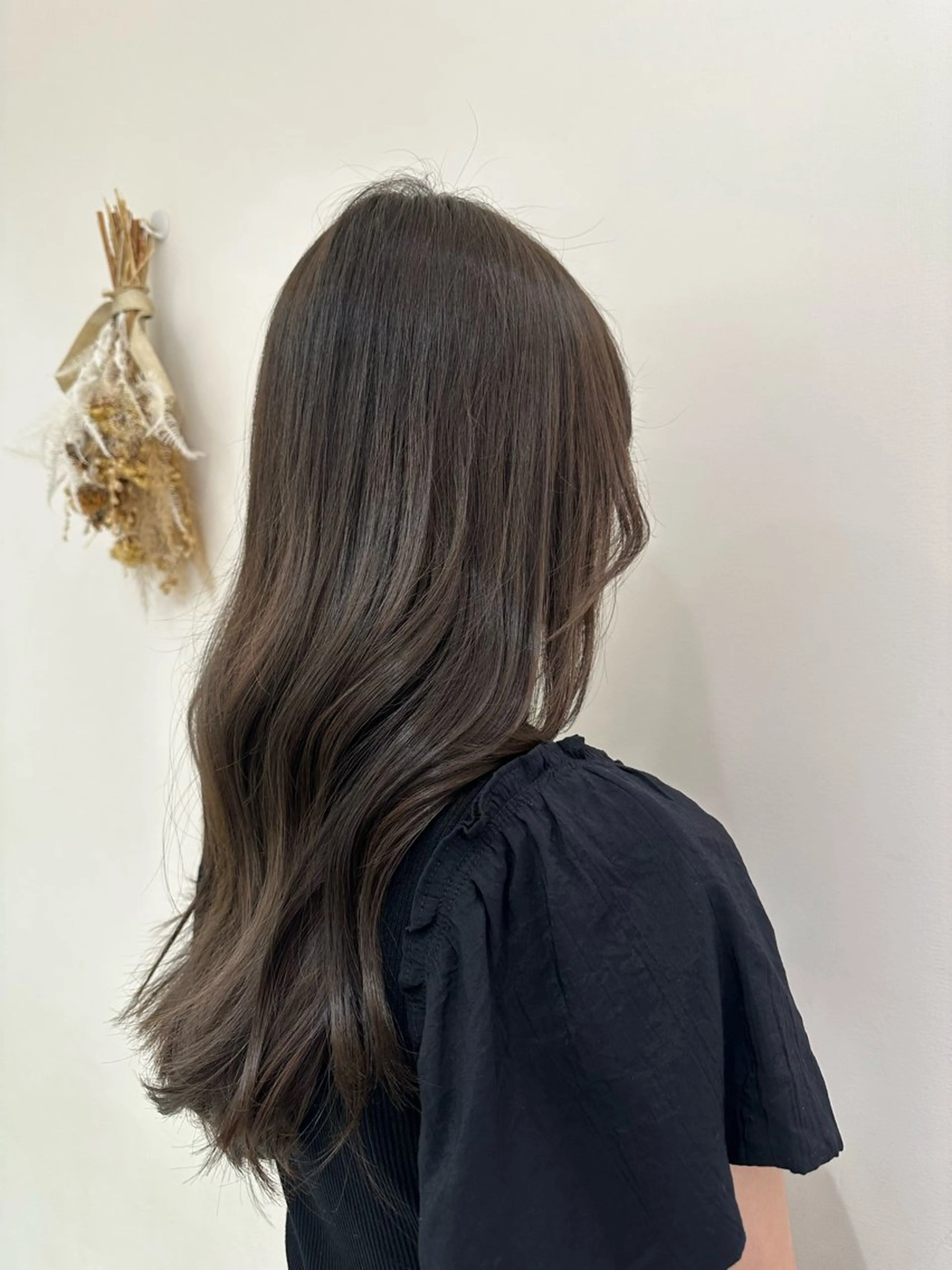 ロング カラー タイトボブ個性派カラ ーAKANEのヘアスタイル