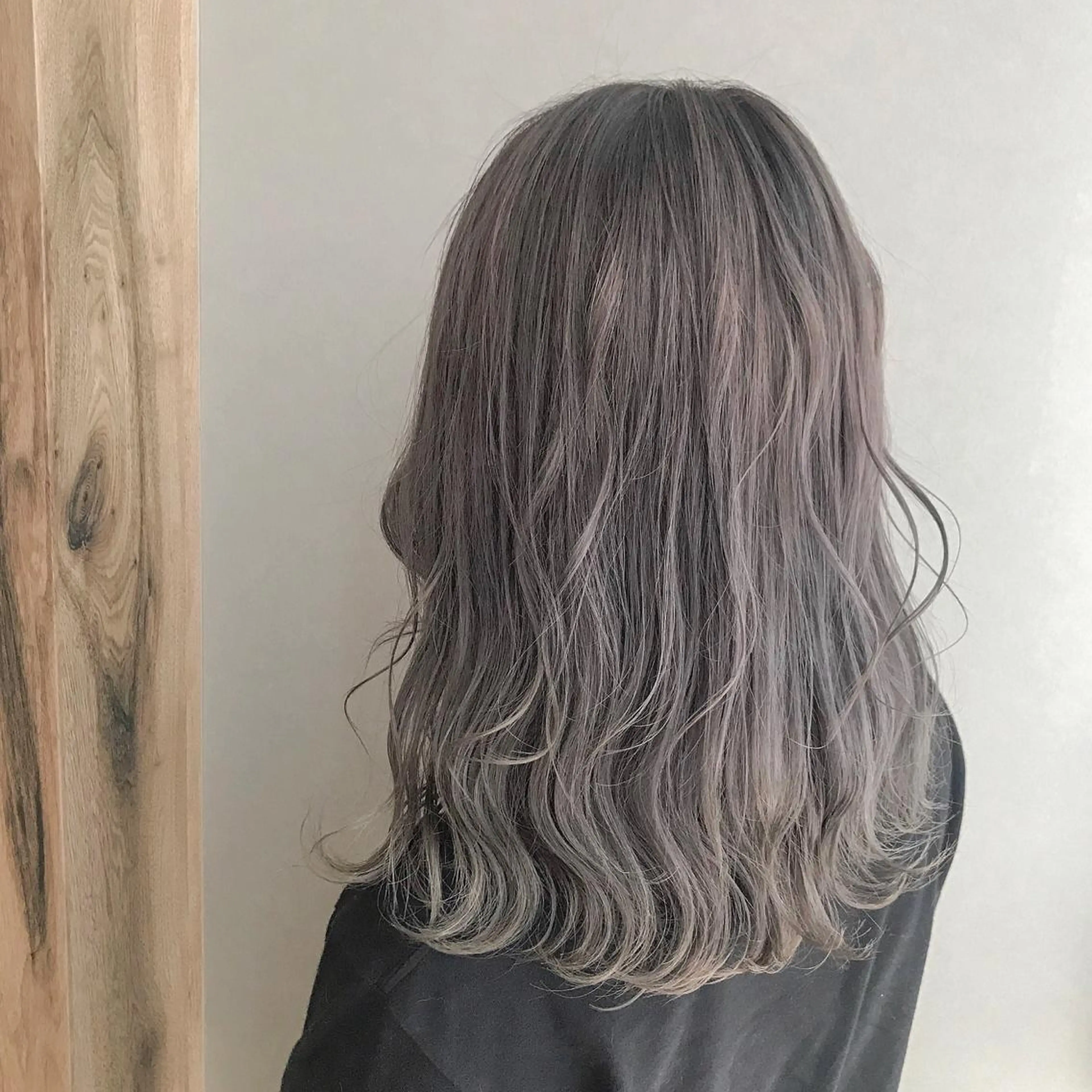 セミロング ヘアカラー AMELE所属・店長【似合わせヘア】 前杉健太のヘアスタイル