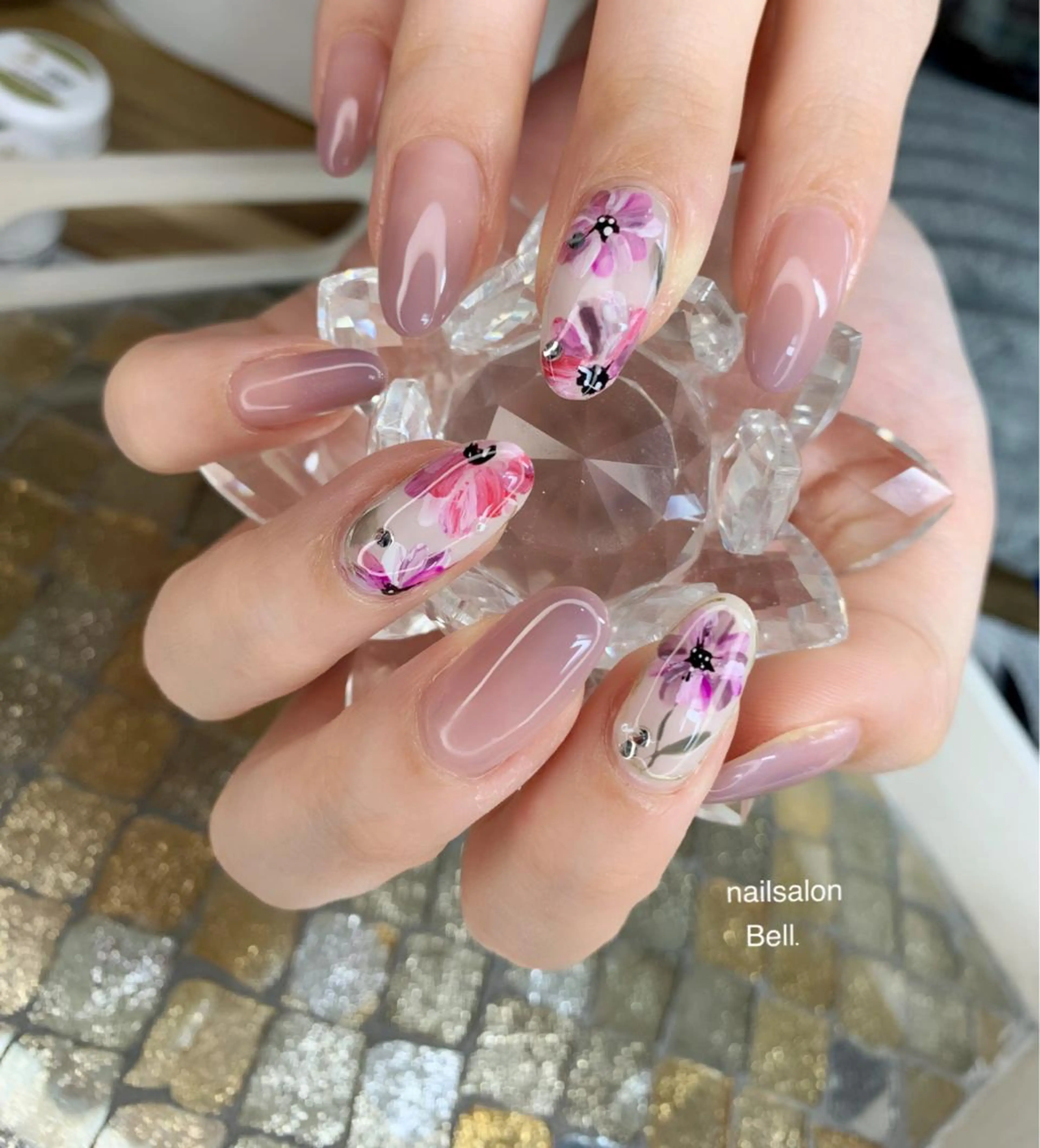 ネイル ハンドネイル Y. Reonaのネイルデザイン