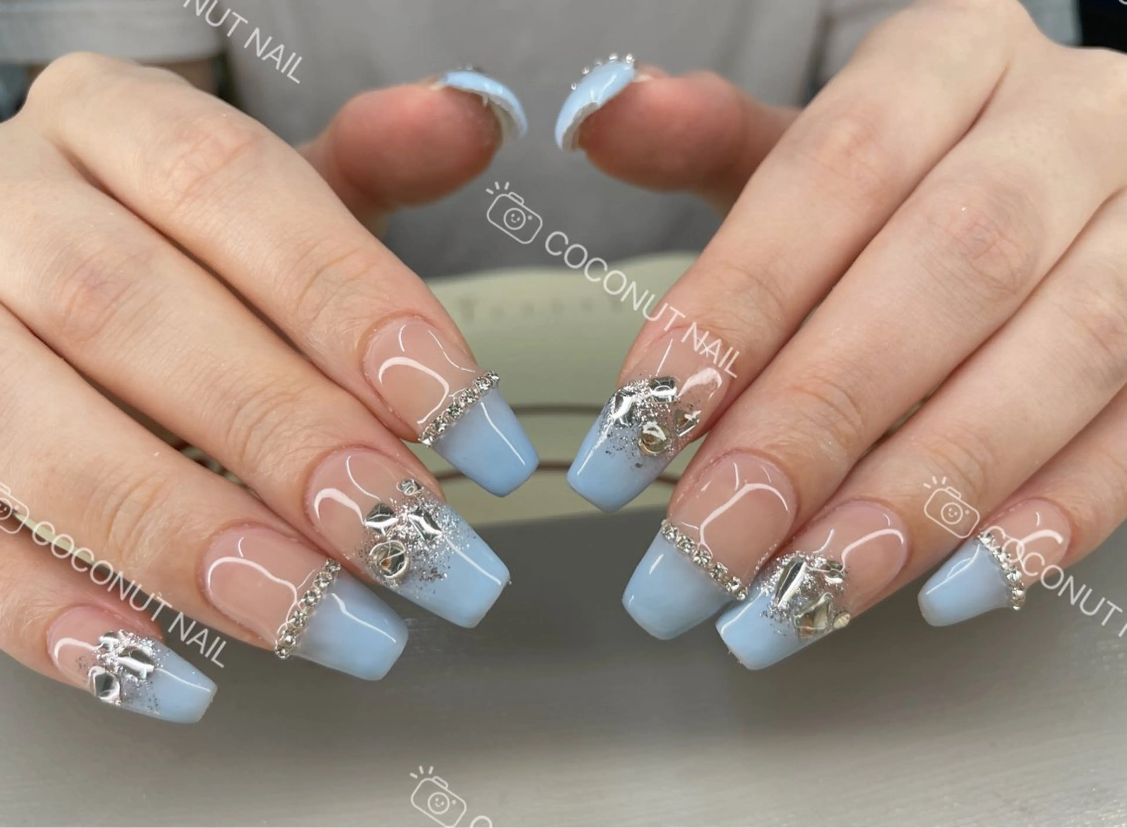 ネイル ハンドネイル 神田 ココナッツのネイルデザイン