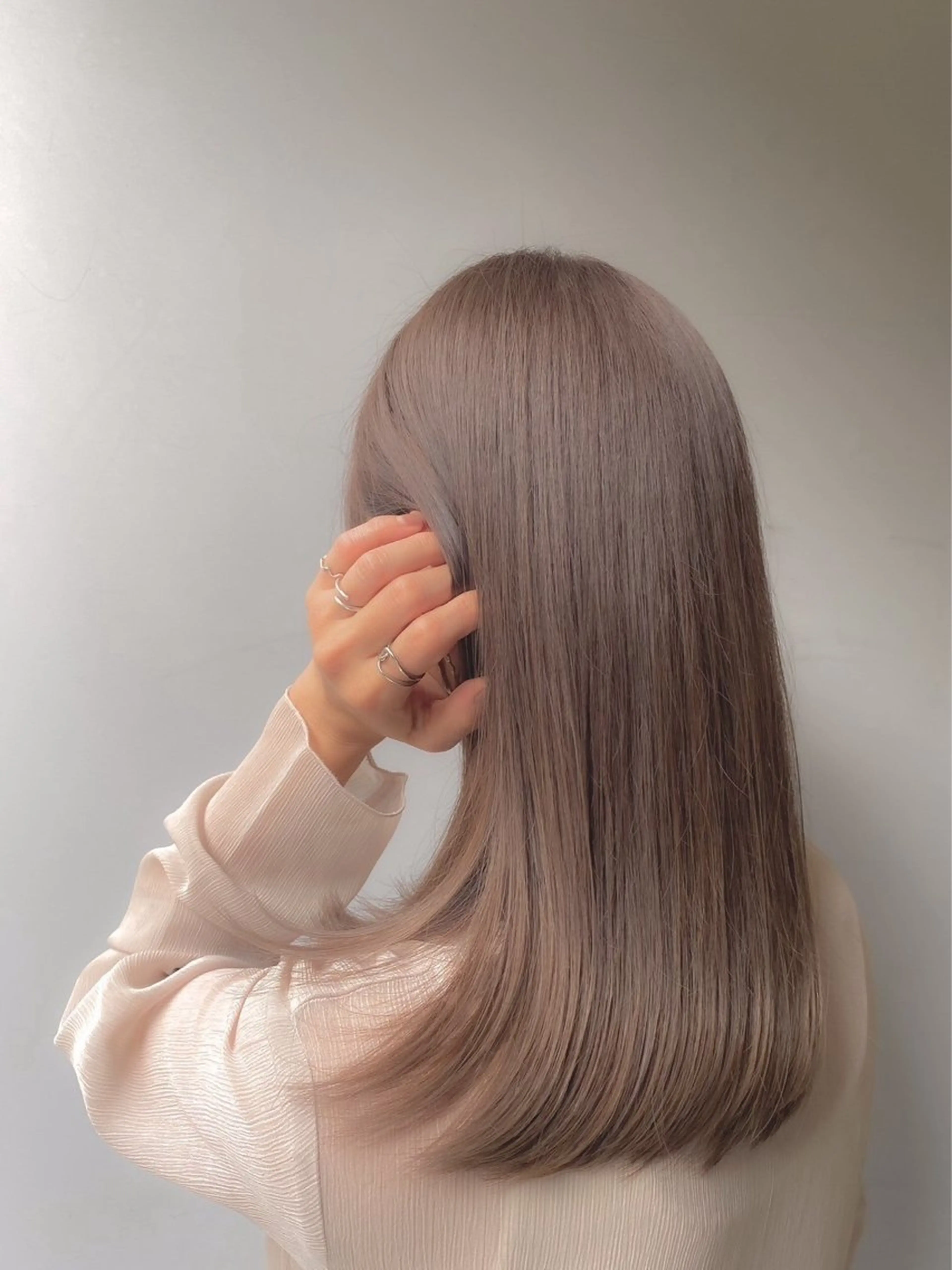 セミロング カット ヘアカラー トリートメント 2ヵ月先までまとまる レイヤー🫧若葉🪞のヘアスタイル