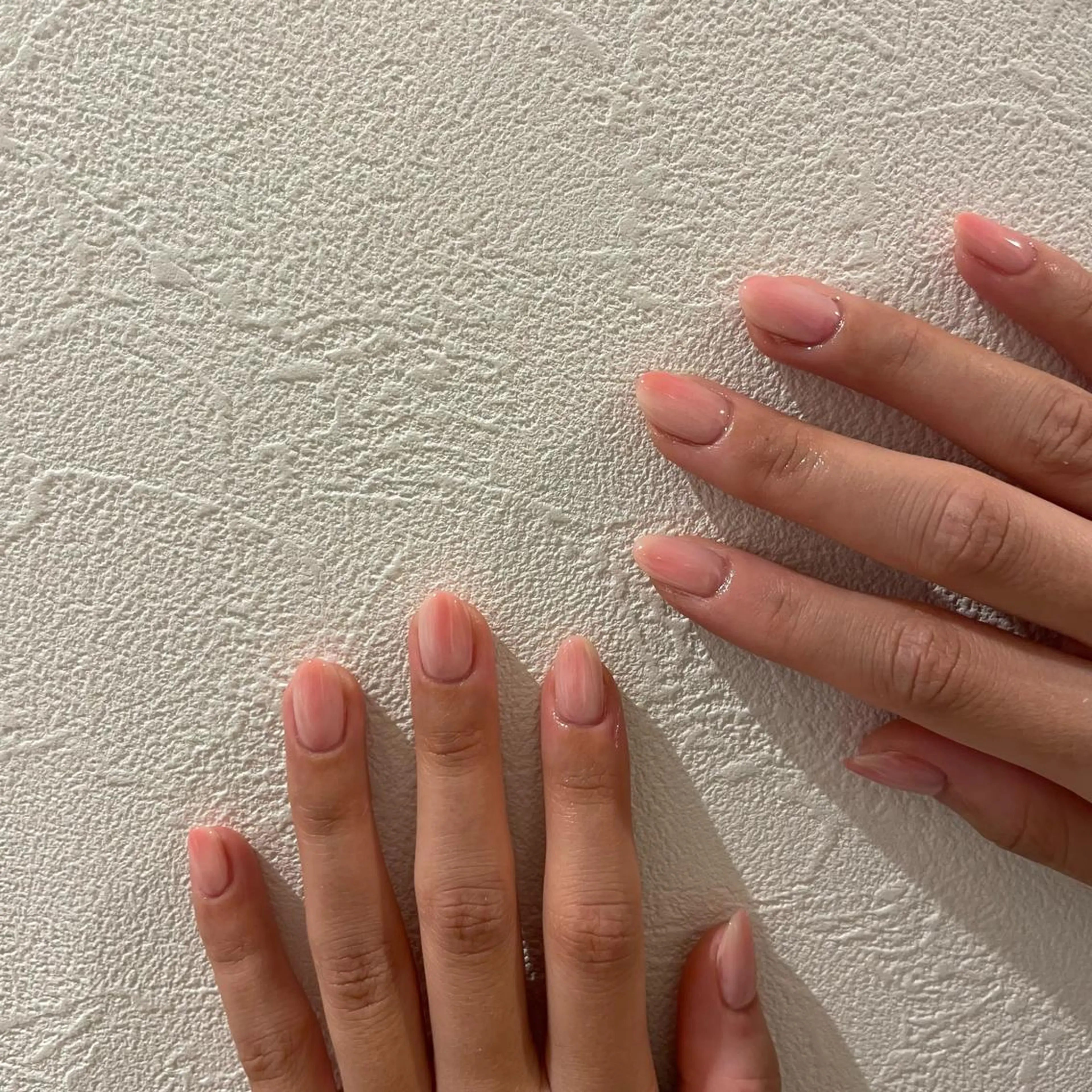 ネイル 氷ネイル・うるうるネイル ニュアンスネイル ハンドネイル 表参道 mico店 satomiのネイルデザイン