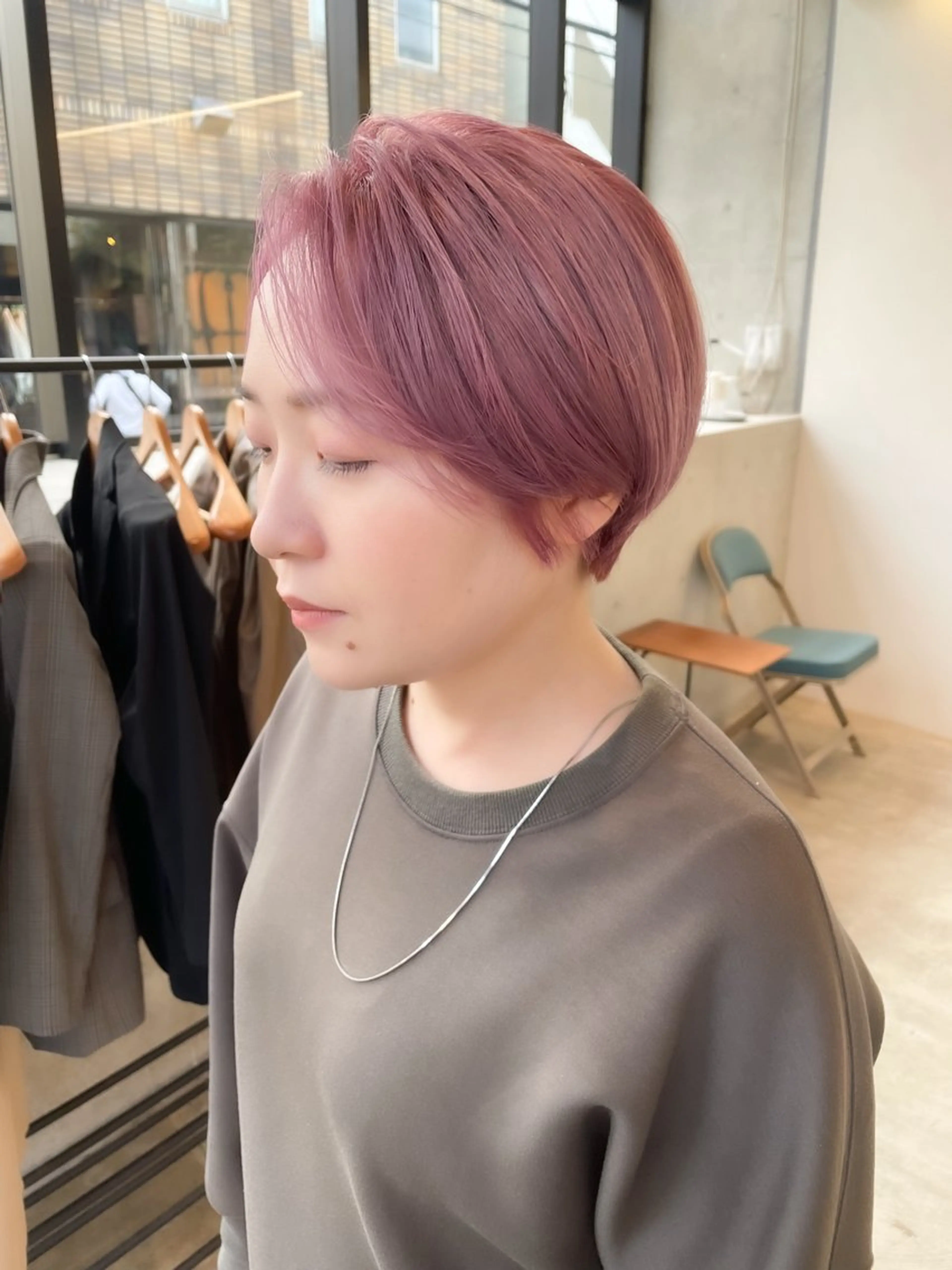 ショート カラー ヘアアレンジ ミニボブ/ブリーチ 🌈MISATOのヘアスタイル