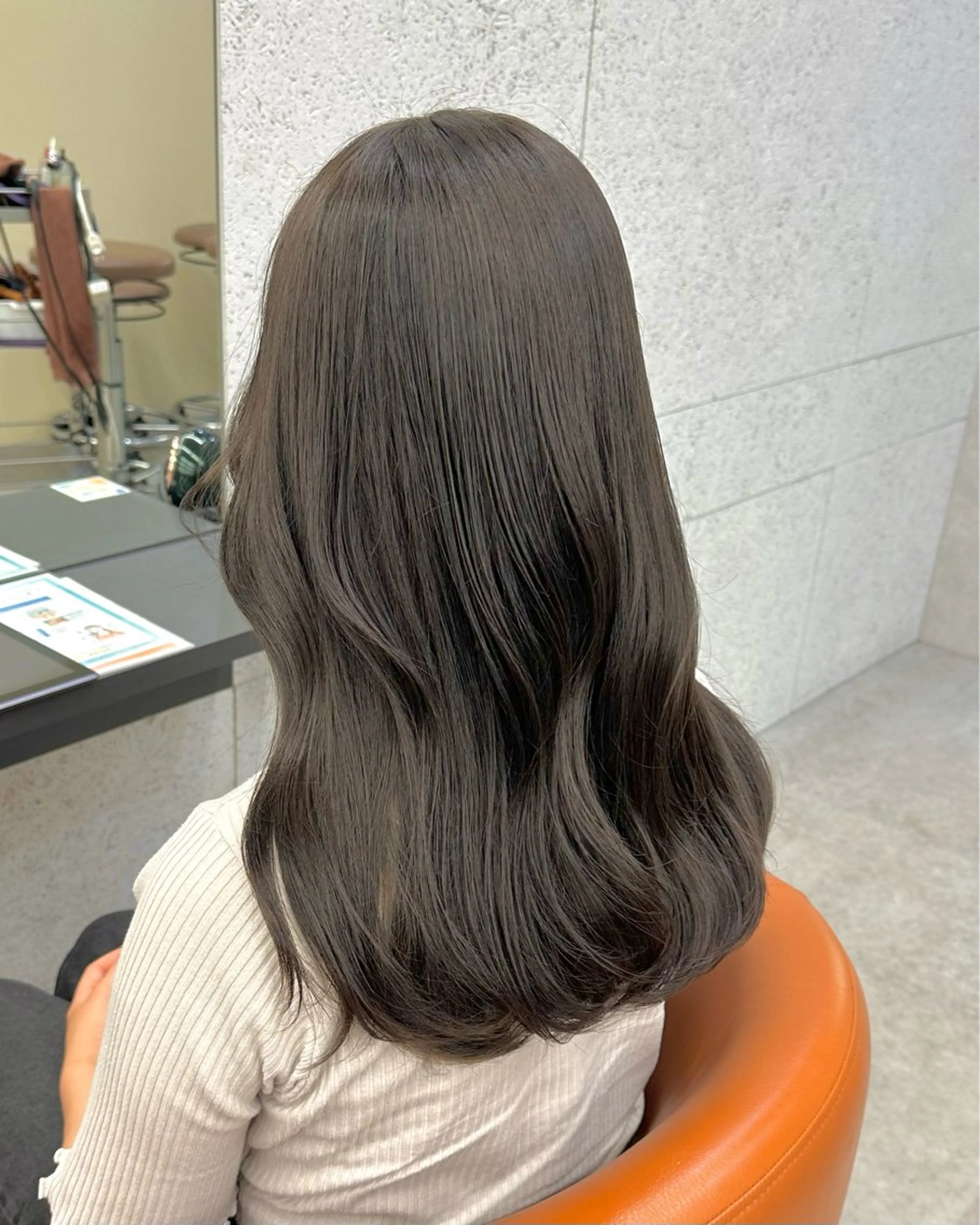 ロング カラー 高松 沙耶のヘアスタイル
