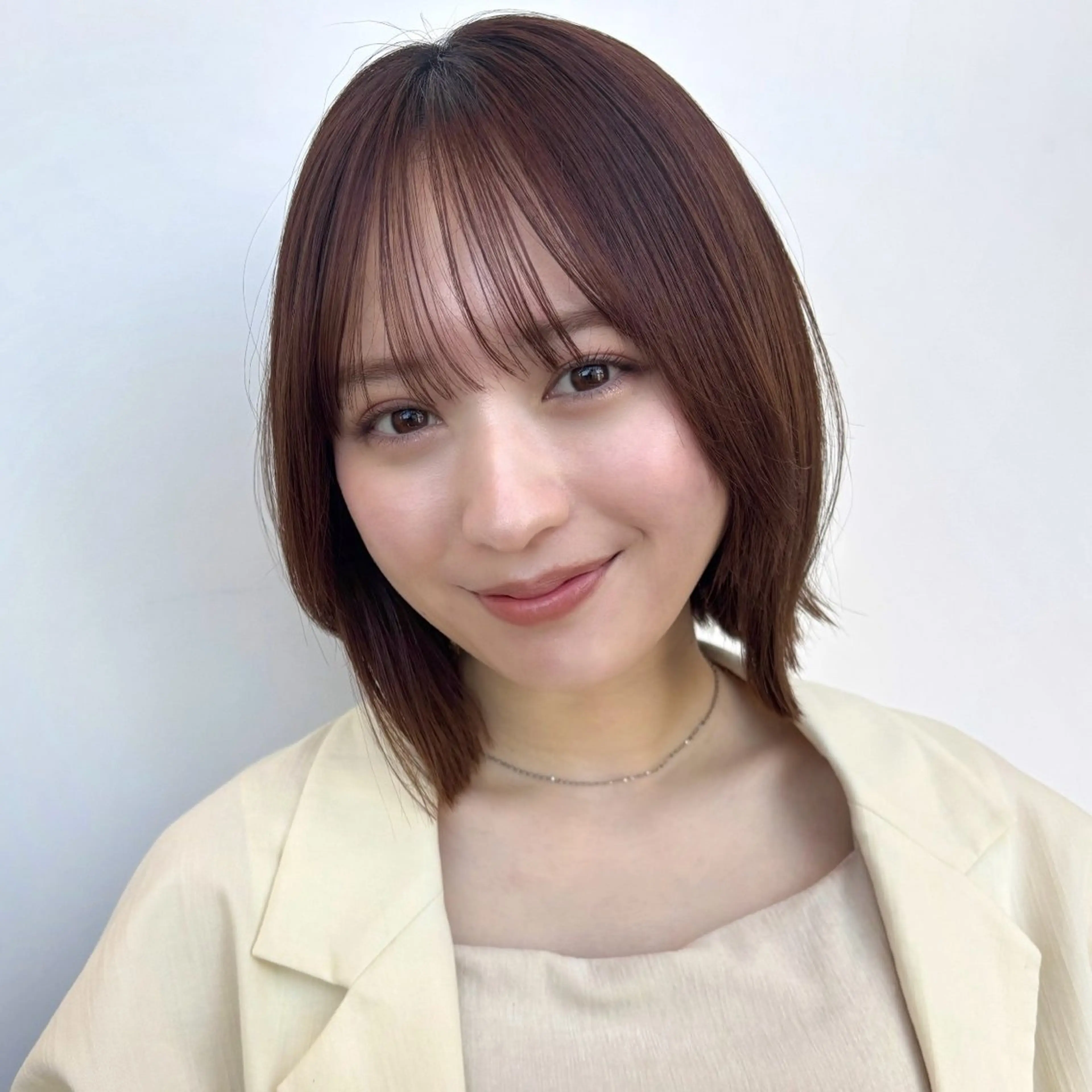 ミディアム カラー ブラウンカラー ボブ くびれヘア カット ヘアカラー トリートメント 顔まわり🥨レイヤー /透明感/まいなのヘアスタイル