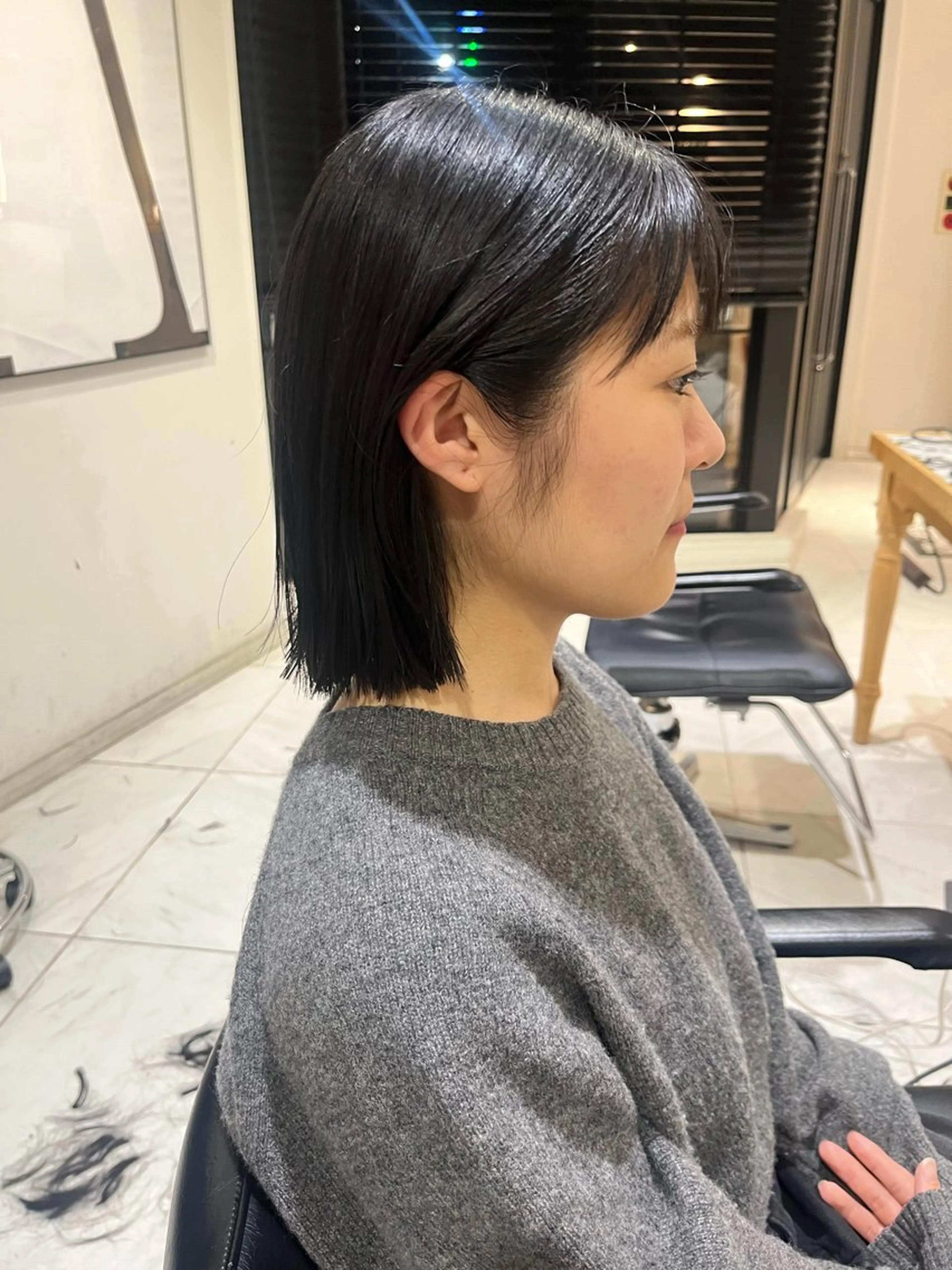 ショート ナミ🩶暗髪/暖色 ❤️/透明感/縮毛のヘアスタイル