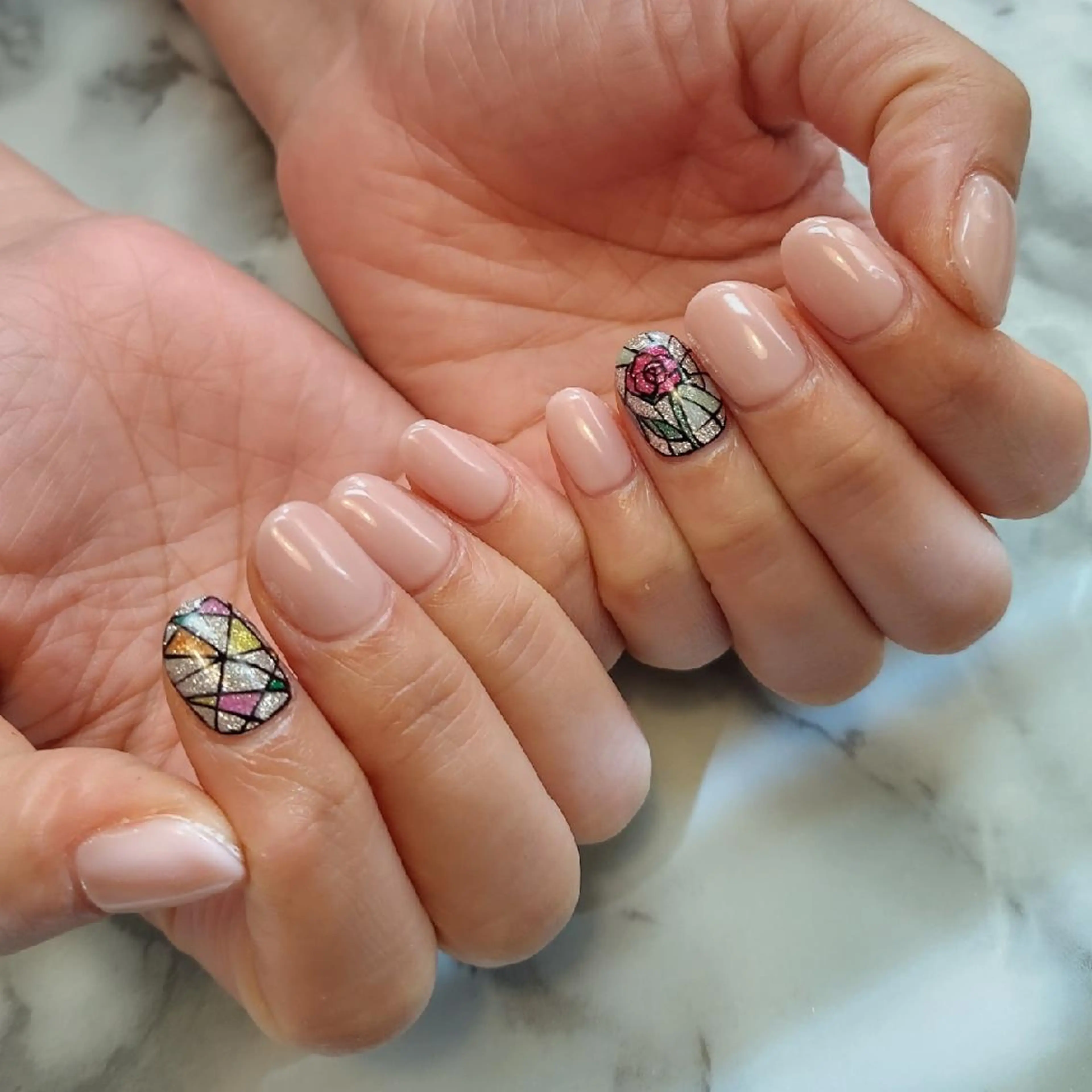 ネイル ジェヌインネイル 河内のネイルデザイン