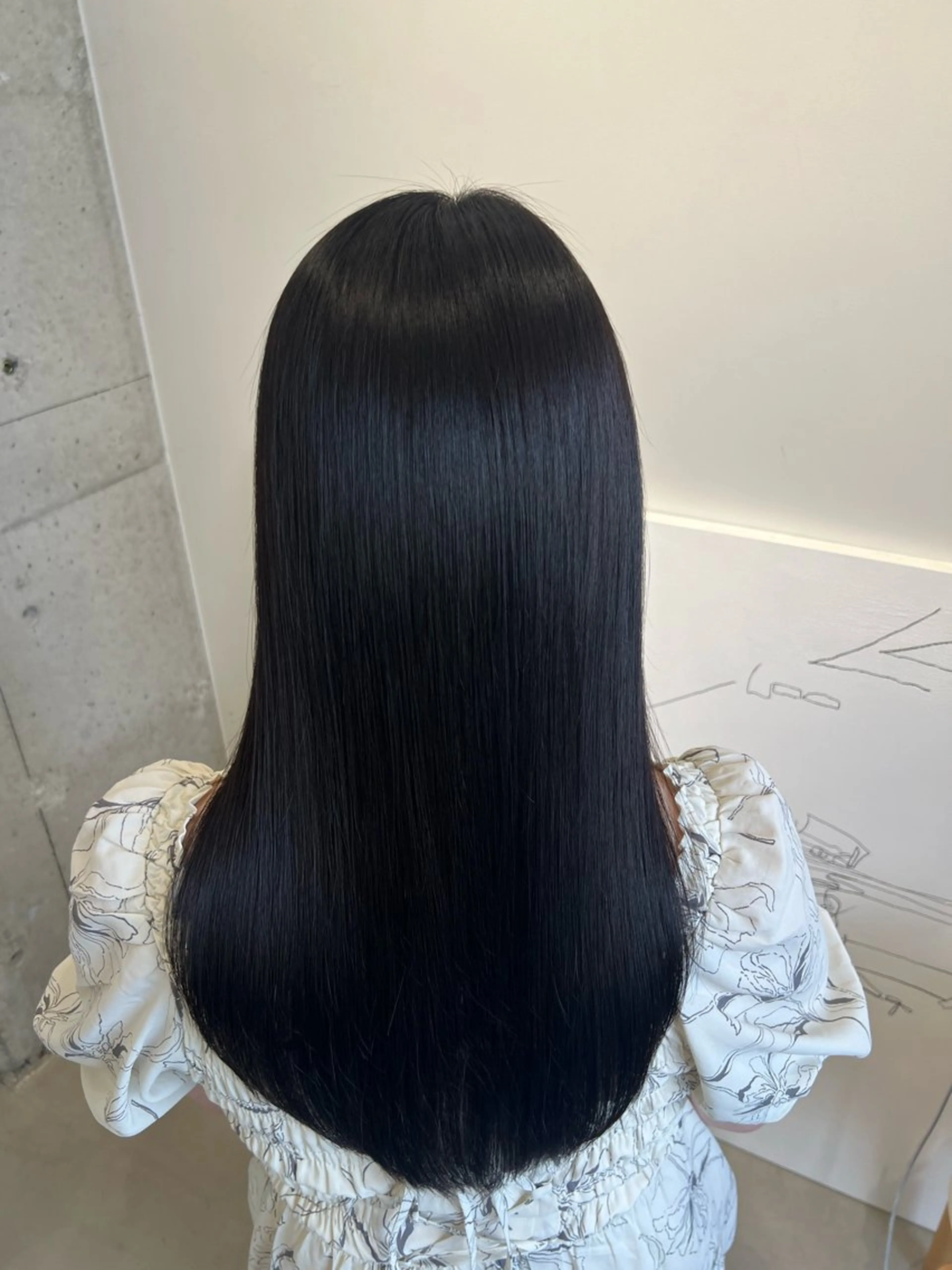 ストレート続けている方にオススメ✨カット+ストレートリタッチ+髪質改善トリートメント🍎の写真