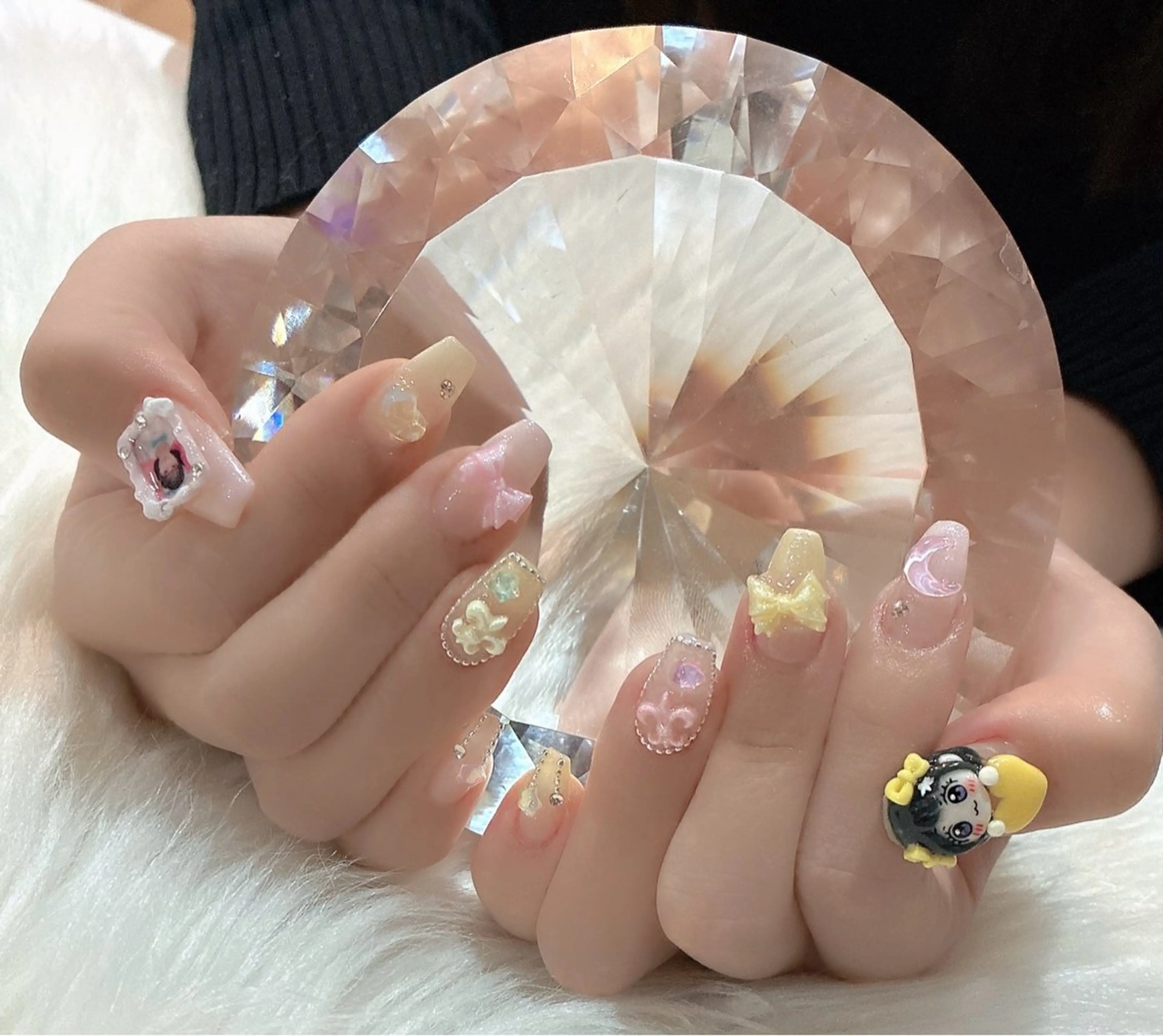 ネイル 持ち込み ハンドネイル LoaChaton kaeのネイルデザイン