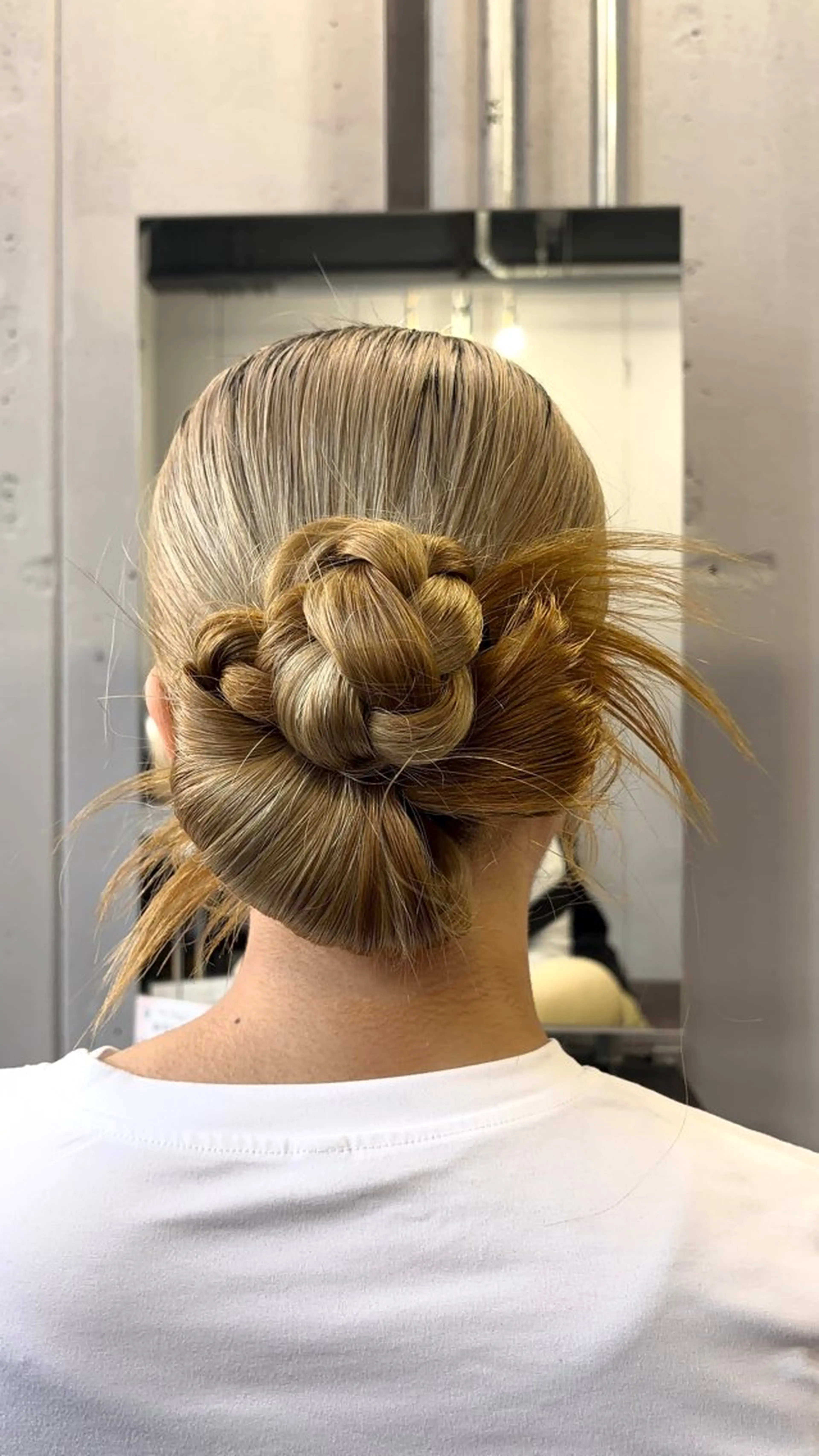 ヘアアレンジ maya🌷白髪ぼか し✳︎脱白髪染めのヘアスタイル