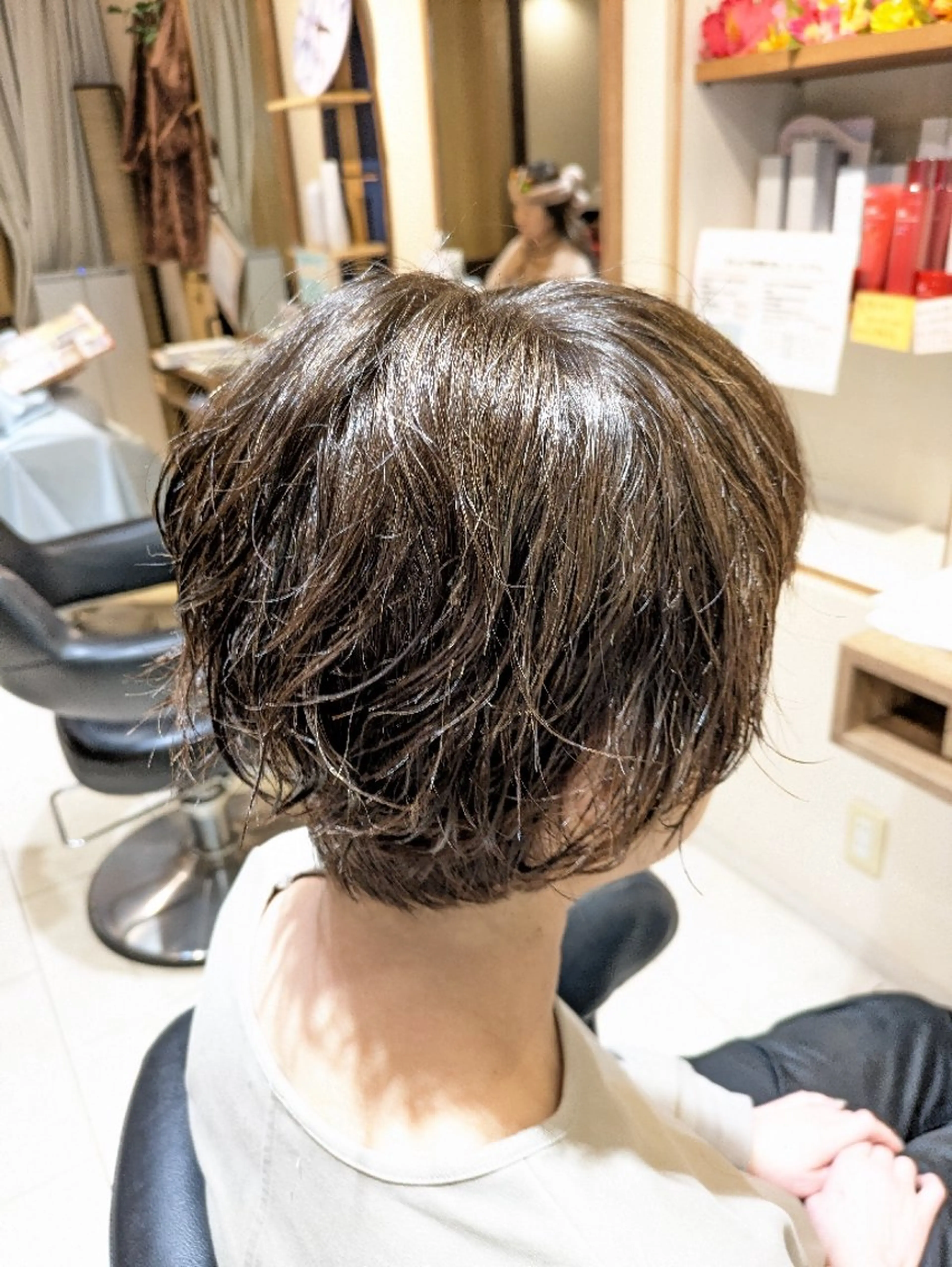ショート 塚原 友紀子のヘアスタイル