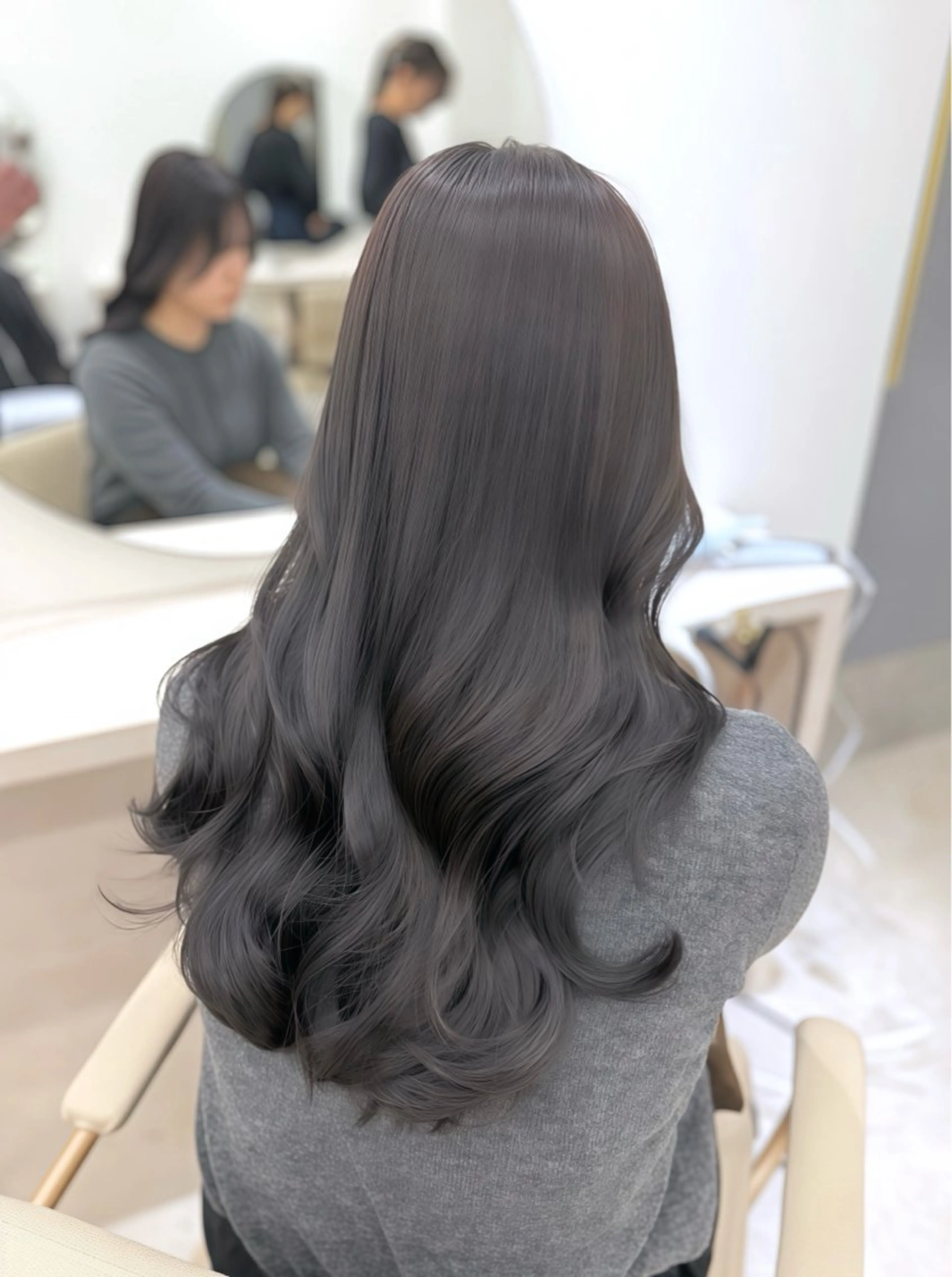 ロング ケアカラー カット ヘアカラー トリートメント 髪質改善× ブリーチなしyutoのヘアスタイル