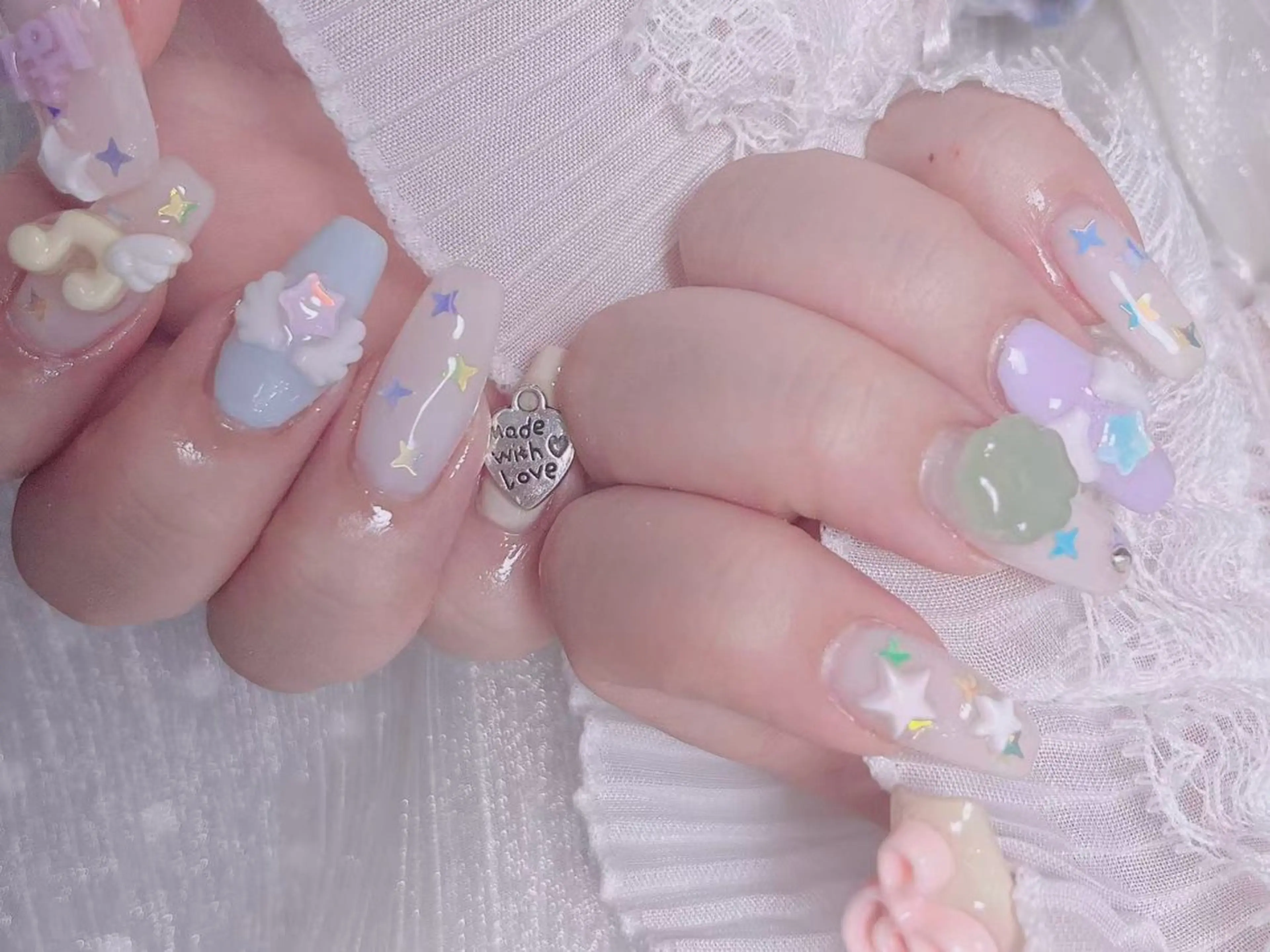 ネイル ハンドネイル Kari ネイルサロンのネイルデザイン