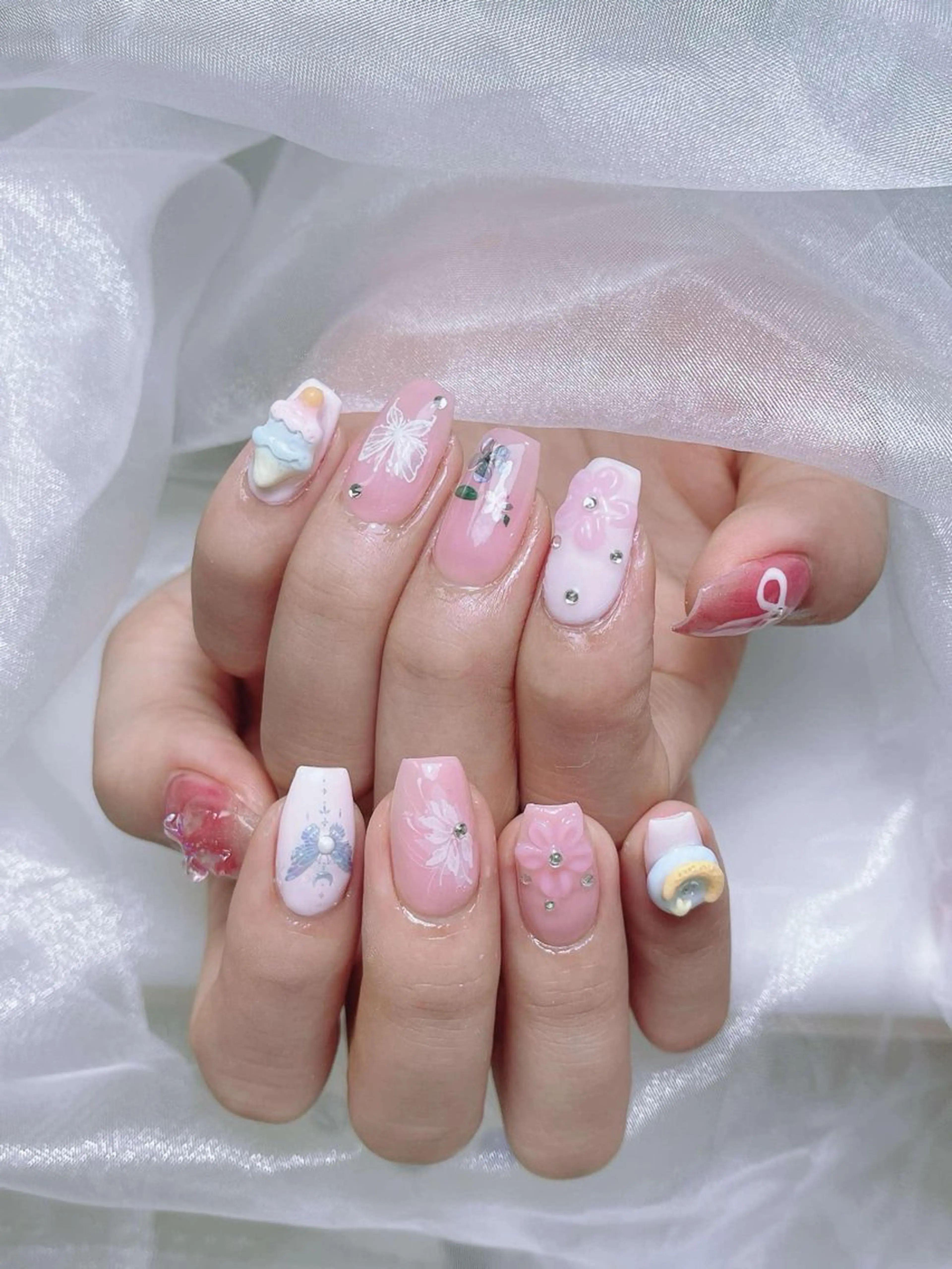 ネイル 成人式 ジェルネイル ネイルチップ ハンドネイル MoMoA Nail ネイル長さ出し専門店のネイルデザイン