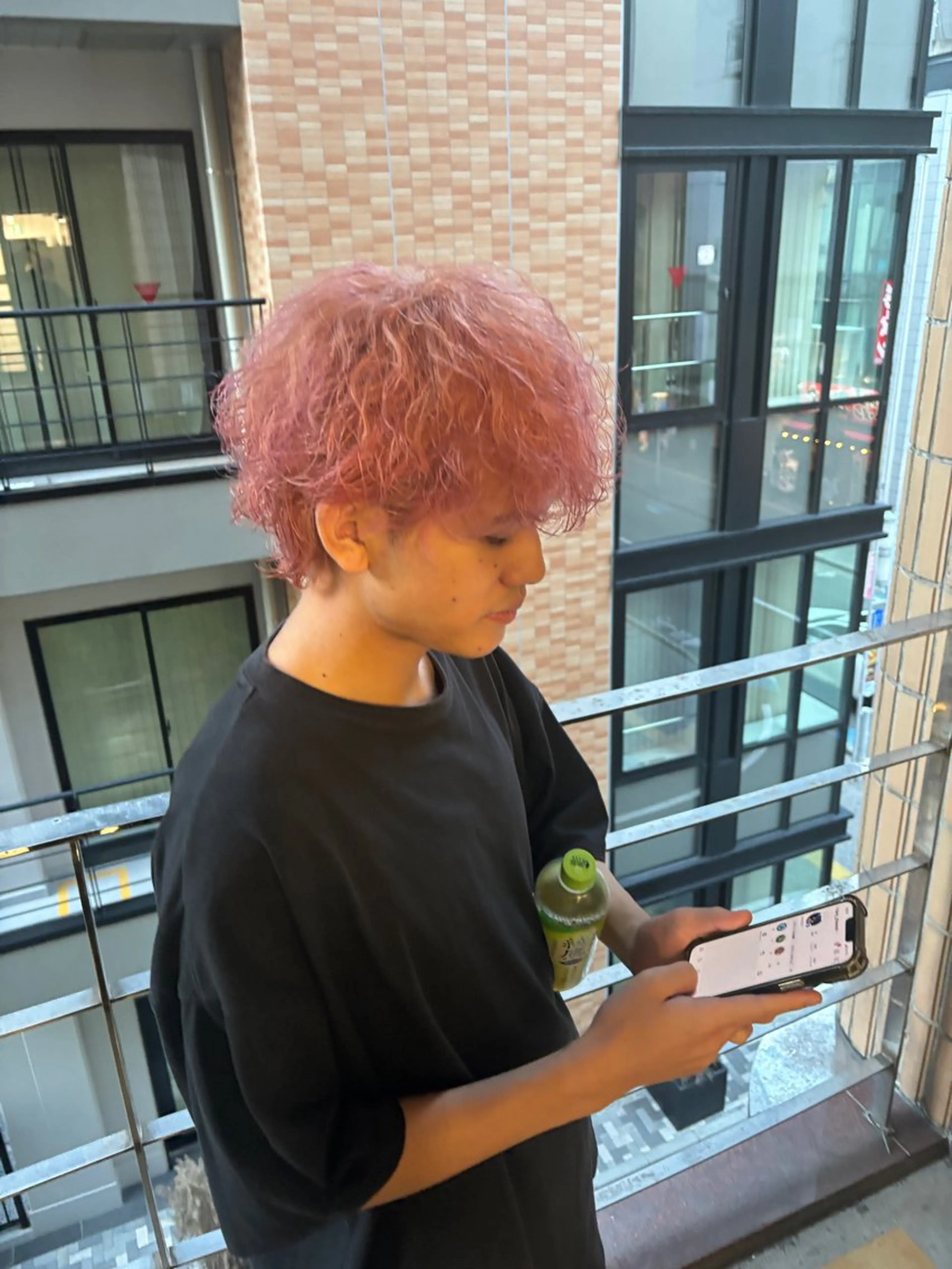 ロング ヘアカラー トリートメント ヘッドスパ ヘアセット 韓国ヘア/ブリーチ無 しWカラー/オリーブのヘアスタイル