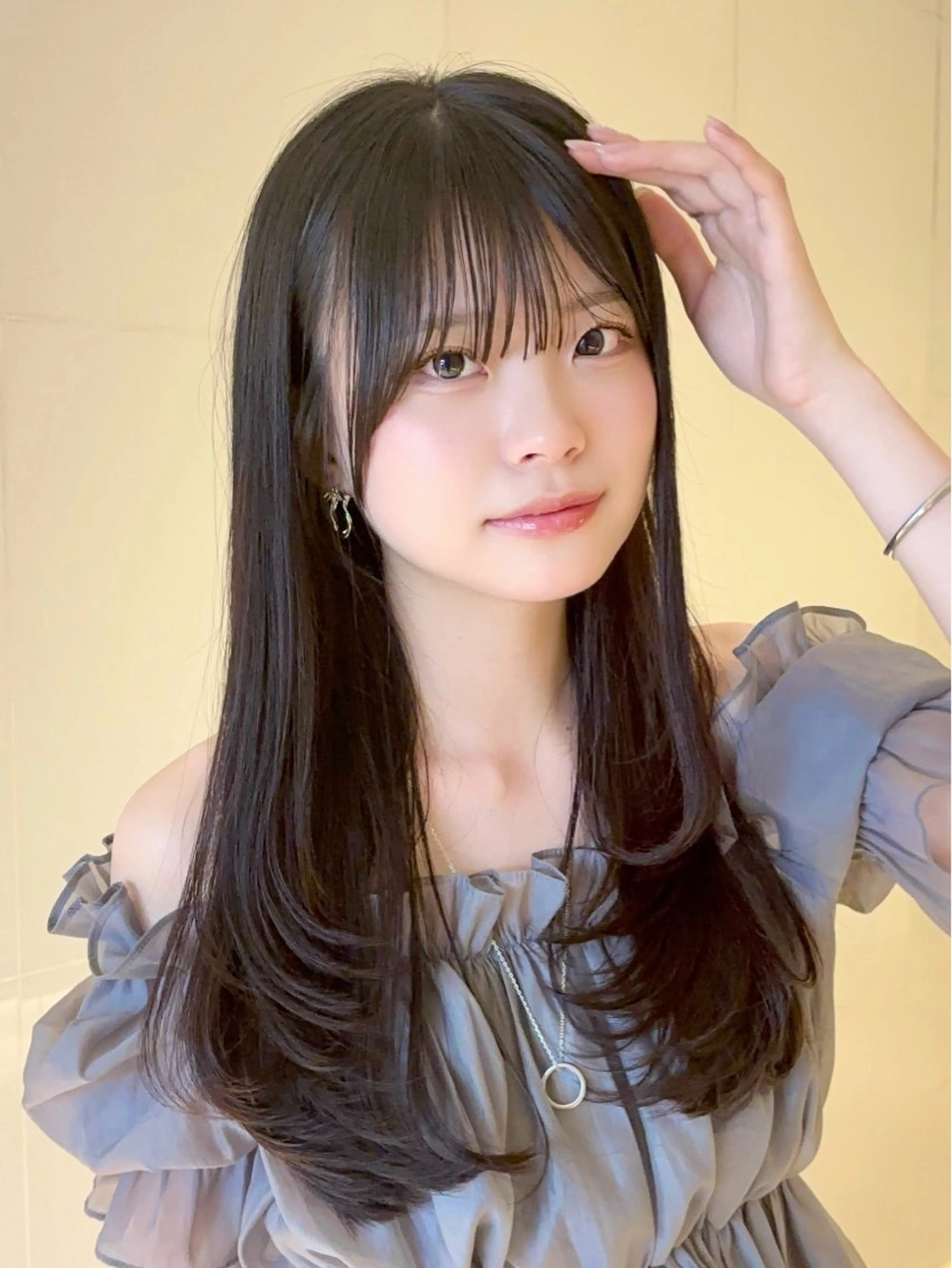 ロング 顔まわりレイヤー 顔周りカット レイヤーカット カット ヘアカラー トリートメント Ayano‪‪🎀似 合わせ×透明感🎀のヘアスタイル