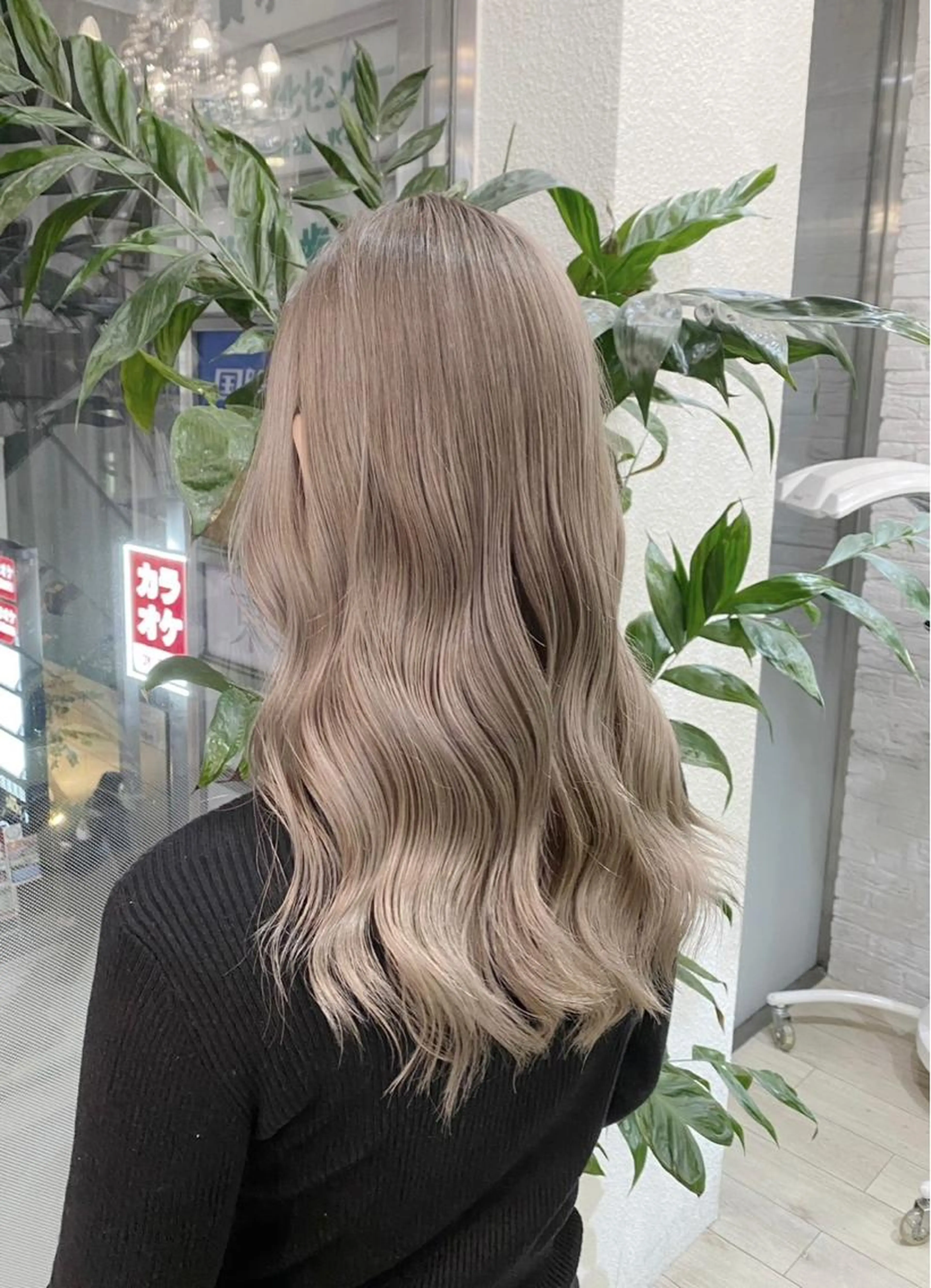 ✨美容業界最強の補修力と発色✨イルミナカラー+ TOKIOトリートメントの写真