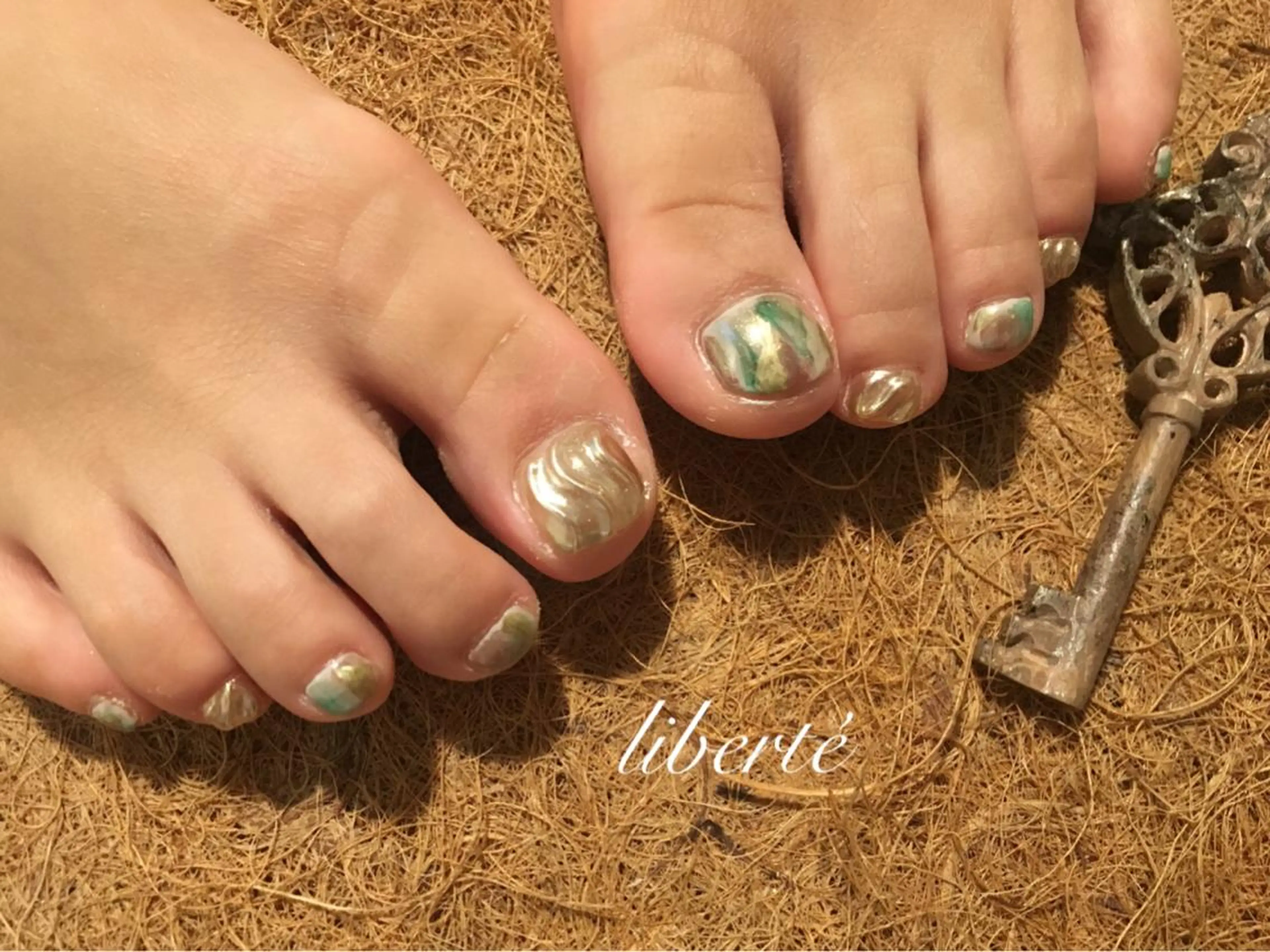 ネイル liberté (リベルテ)のネイルデザイン