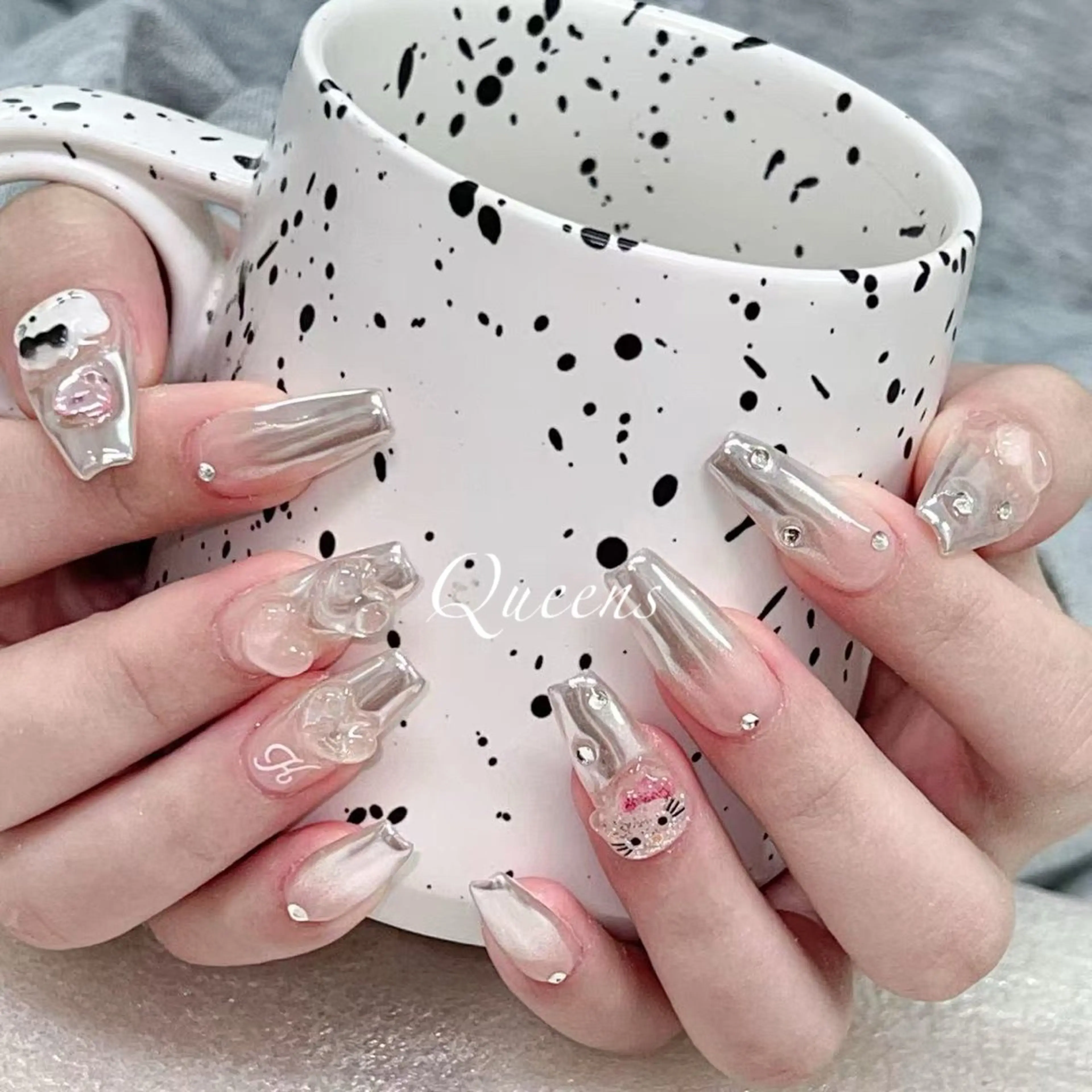 ネイル ハンドネイル Queens マオのネイルデザイン