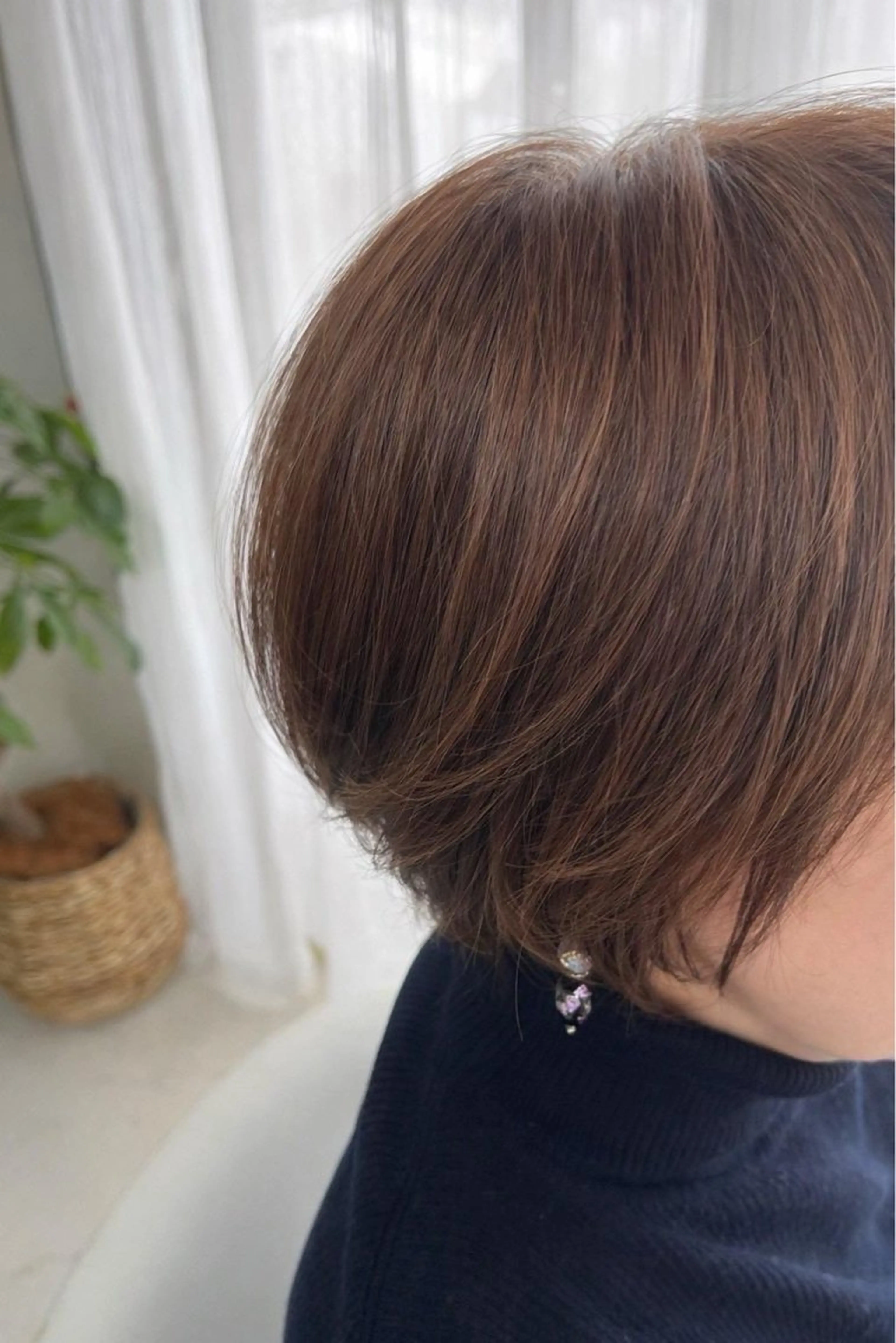 ショート ヘアカラー Tinté ティンテのヘアスタイル