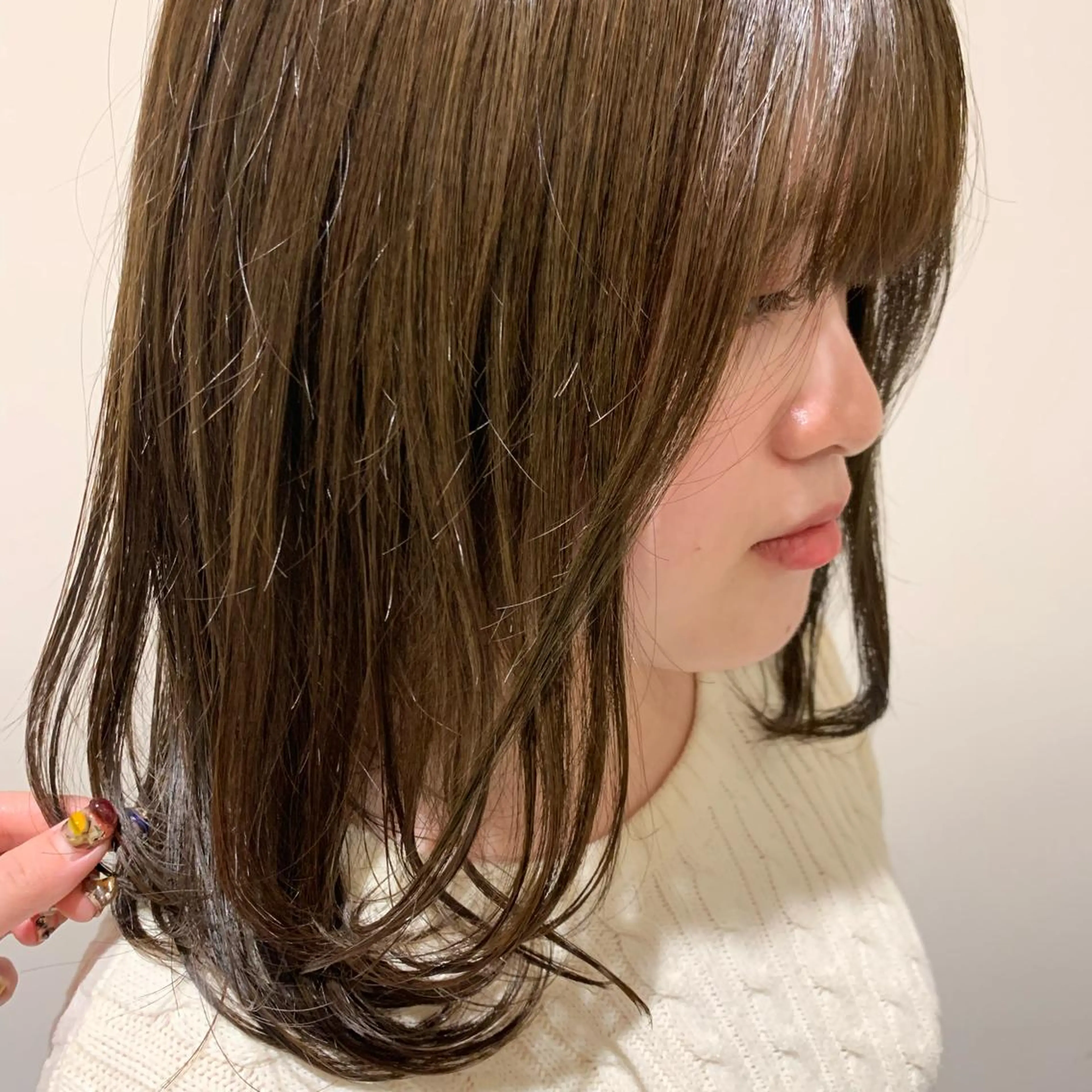 ミディアム カラー 高井瑠華🌼 ストカールカット特化のヘアスタイル