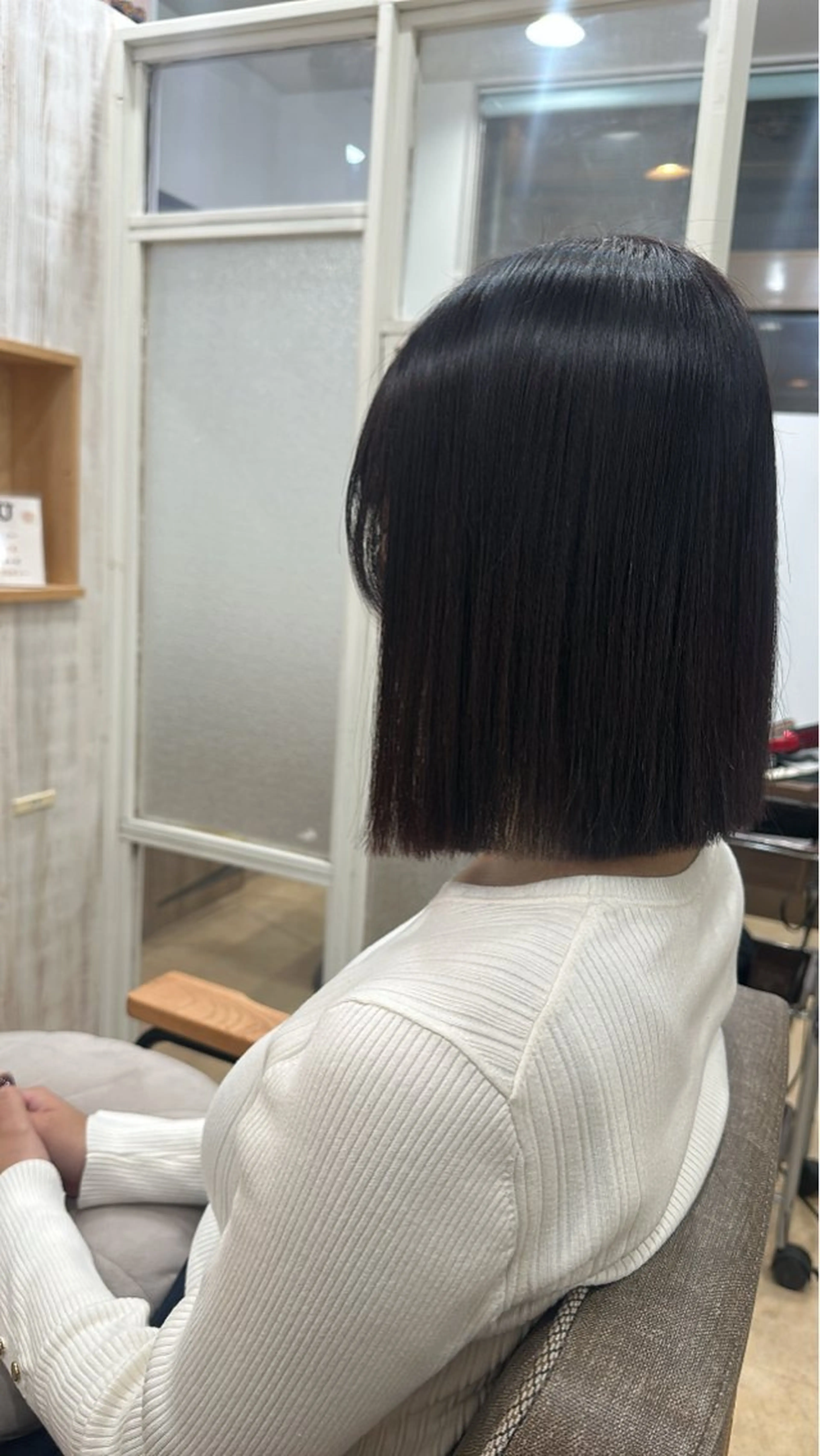 カラー 切りっぱなしボブ ボブ ameet ゆいのヘアスタイル