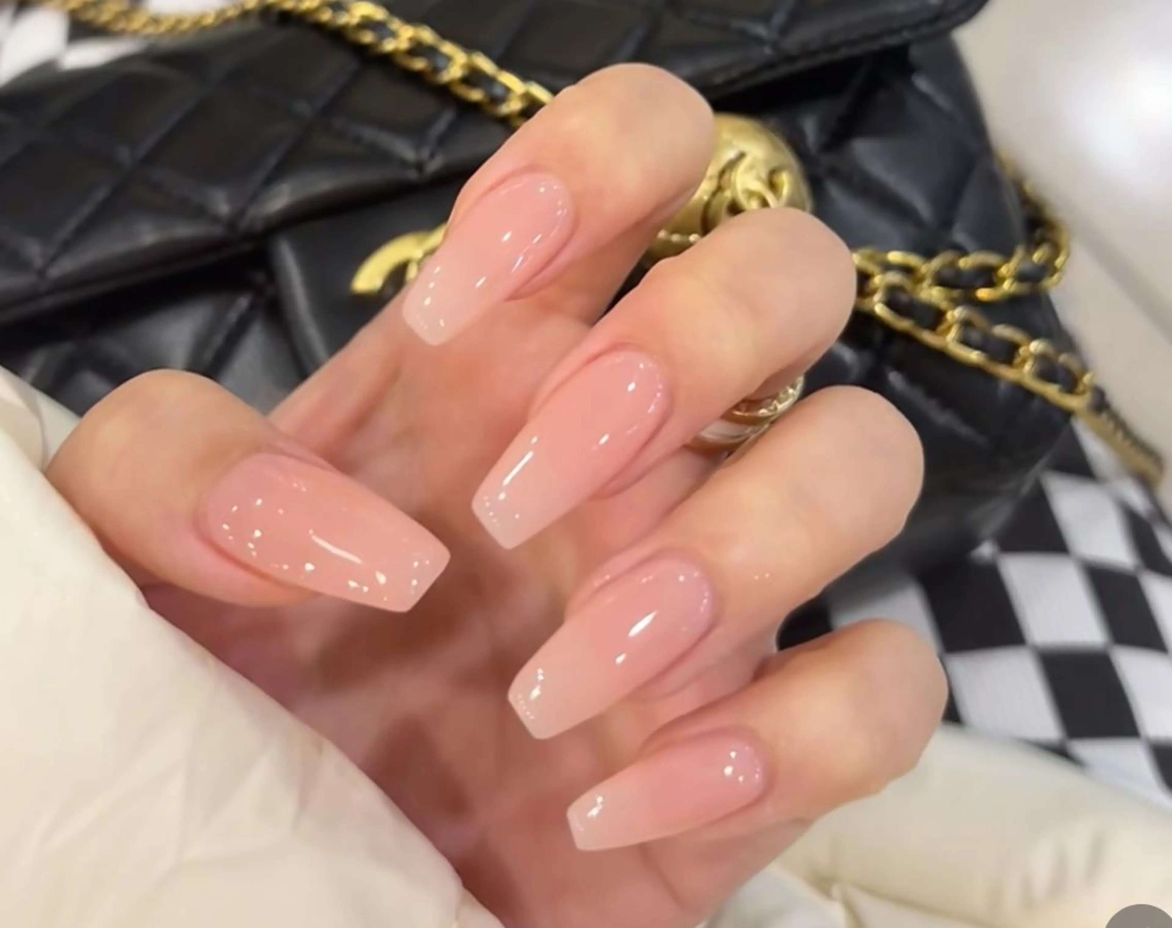 ネイル ハンドネイル Pure&Rich Nailのネイルデザイン