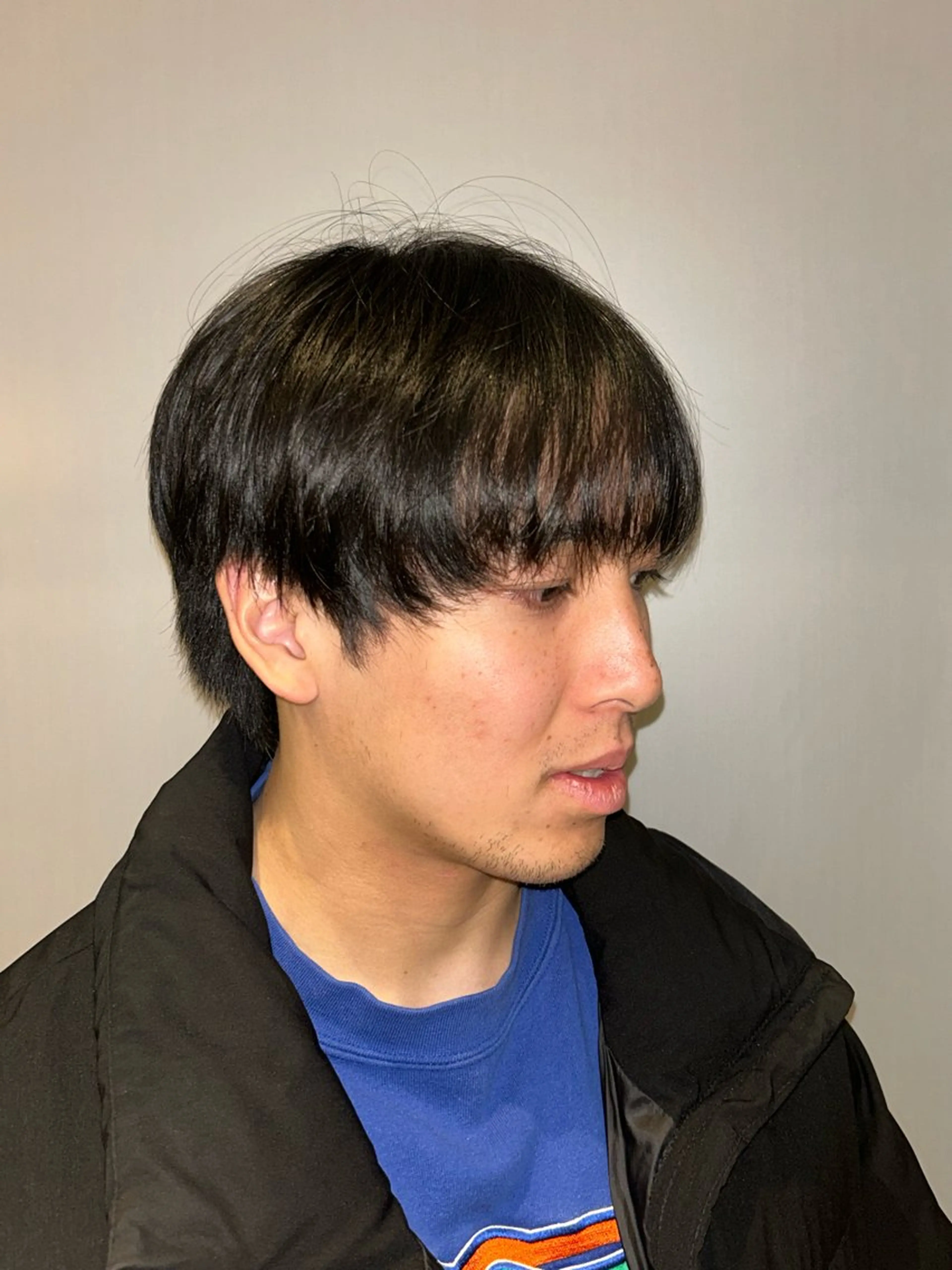 ショート メンズ マッシュ 刈り上げ カット ヘッドスパ 坂田 睦月のヘアスタイル