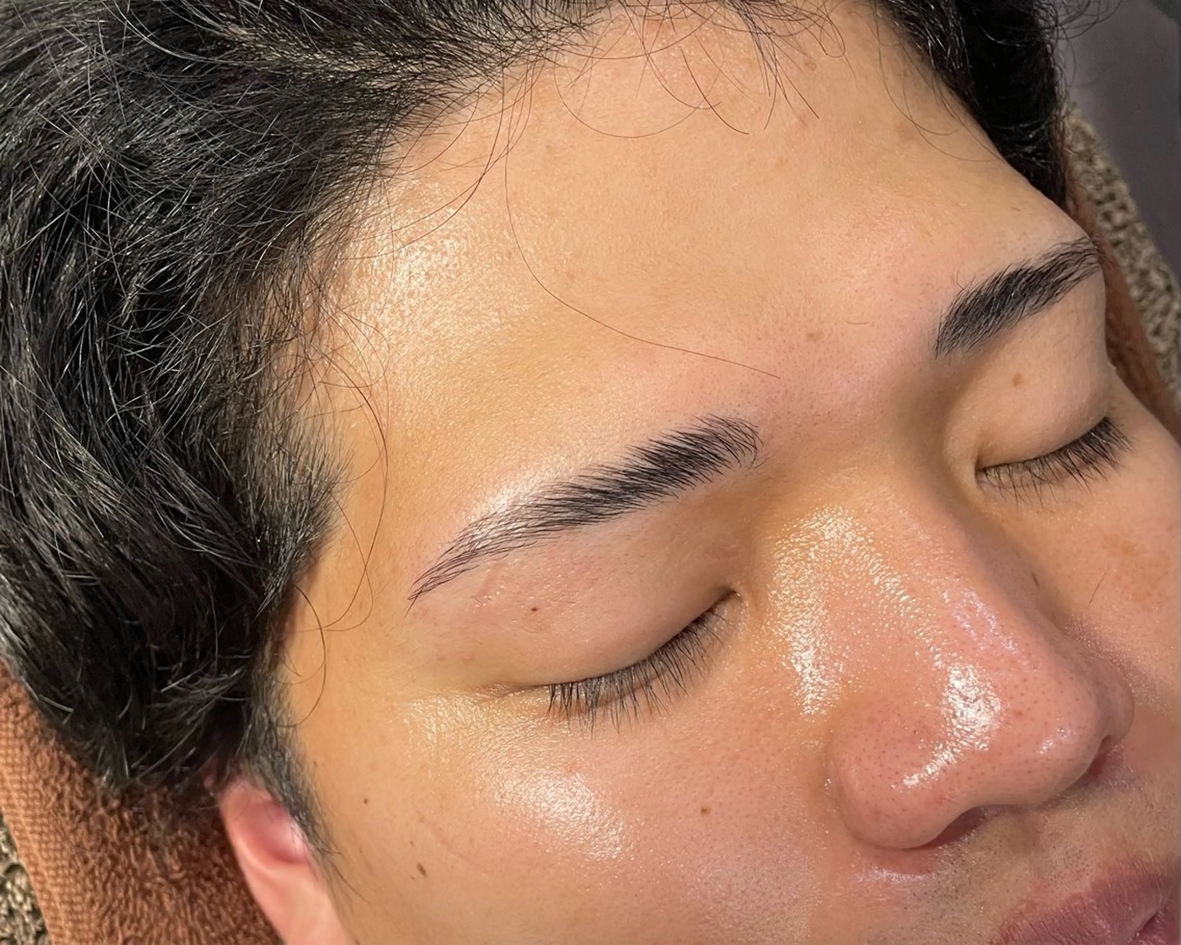 メンズ アイブロウ メンズパーマ 眉毛ワックス脱毛 その他(アイブロウ) メンズ美容専門店 NEW FACEの眉毛・アイブロウイメージ