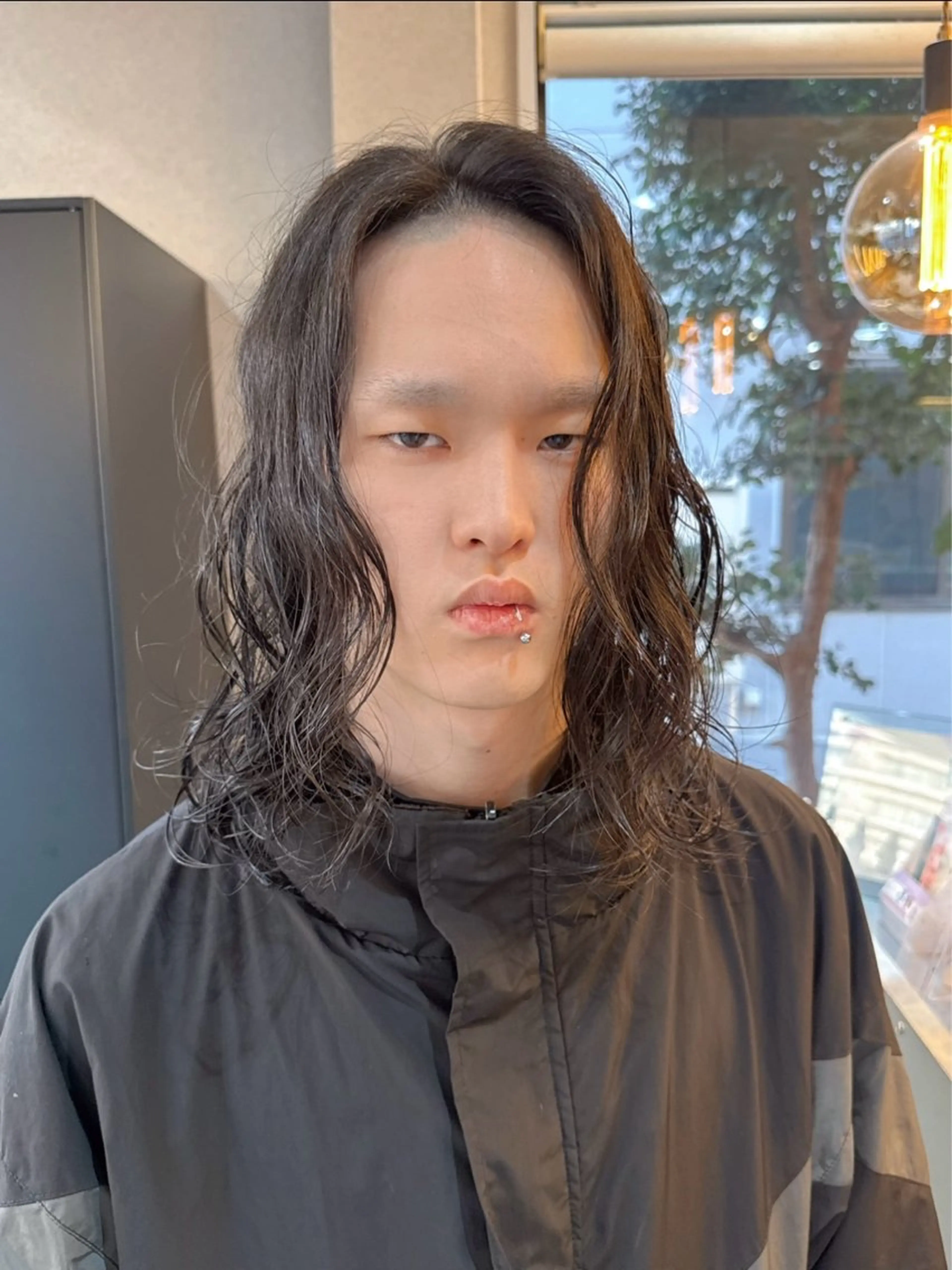 パーマ ハヤサカ マユキのヘアスタイル