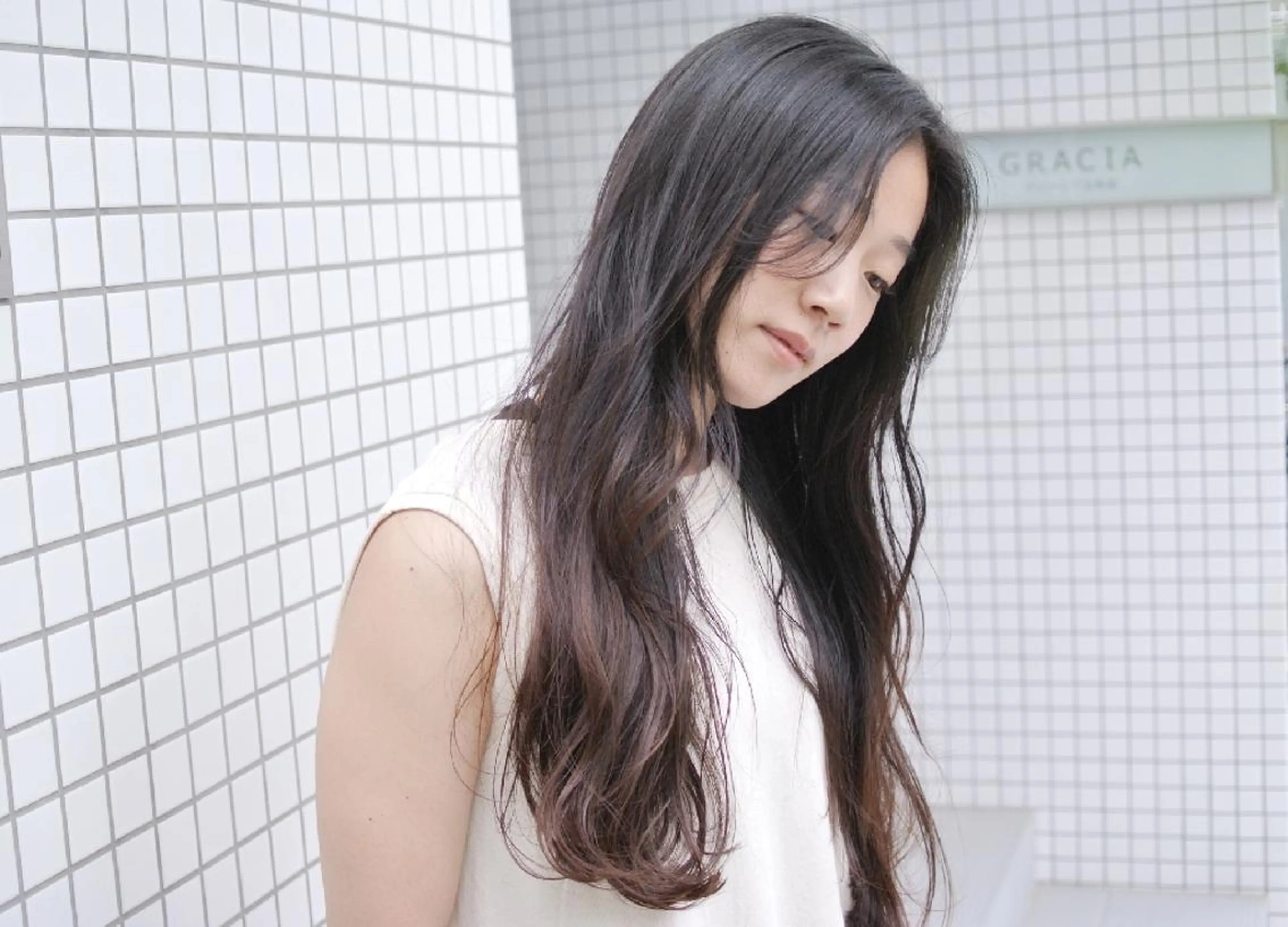 ロング 樋口 千尋のヘアスタイル