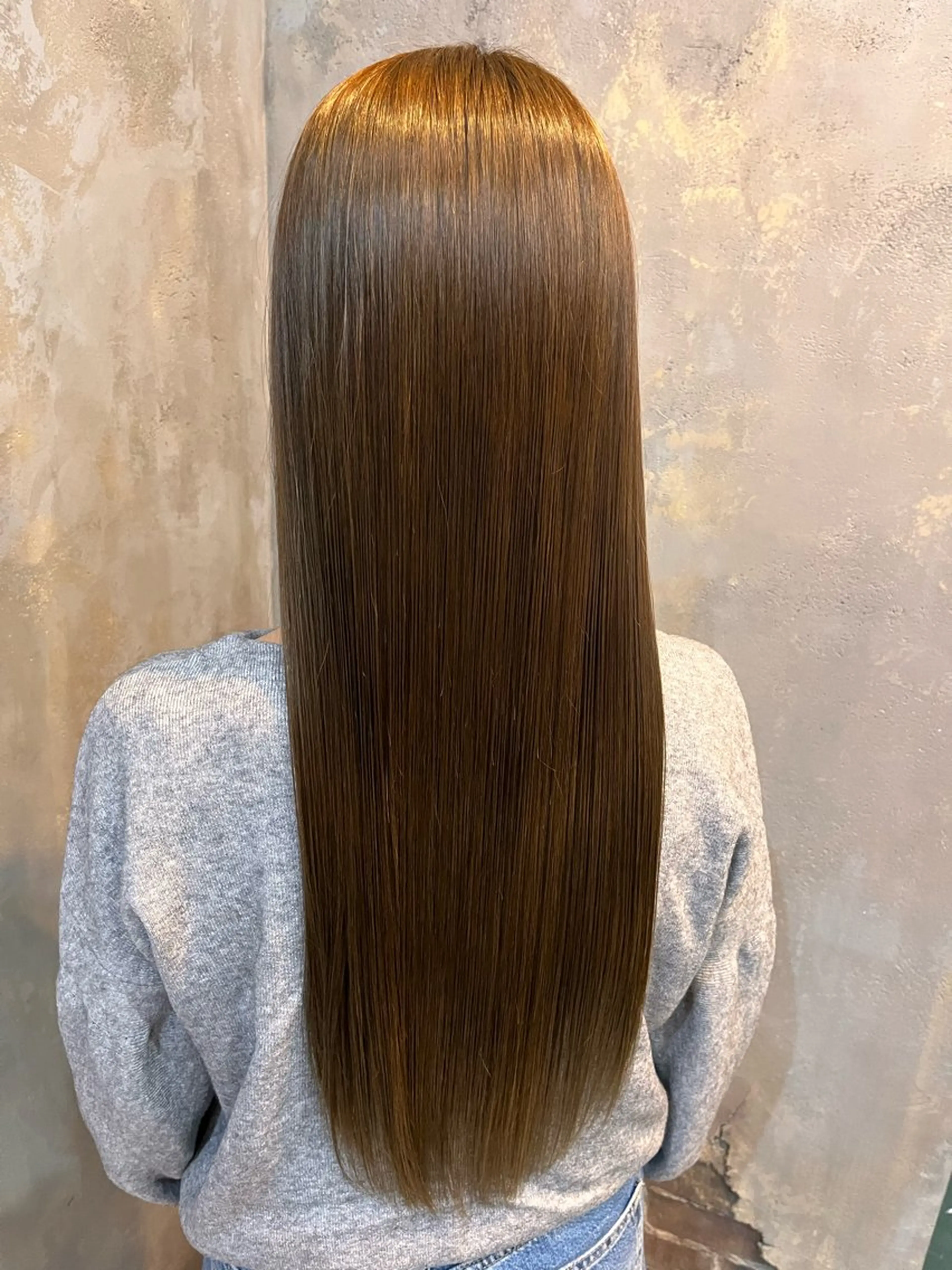 ロング 新開 さらのヘアスタイル